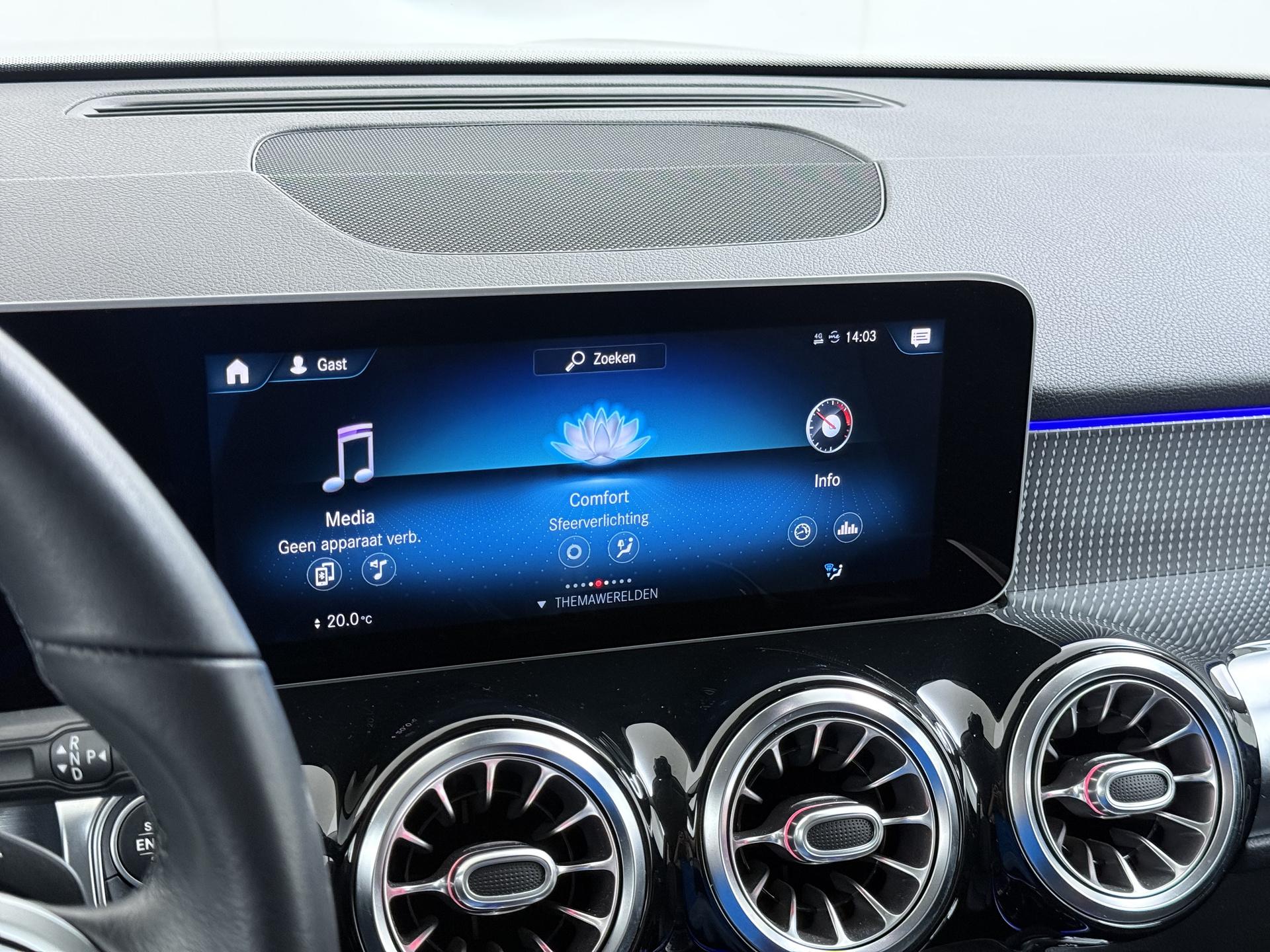 Mercedes-Benz GLB 200 Business Solution AMG 26