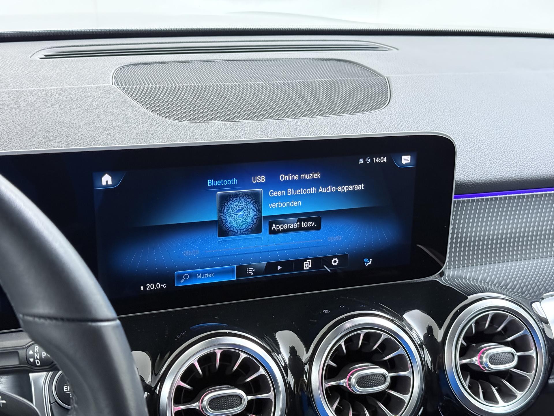 Mercedes-Benz GLB 200 Business Solution AMG 30