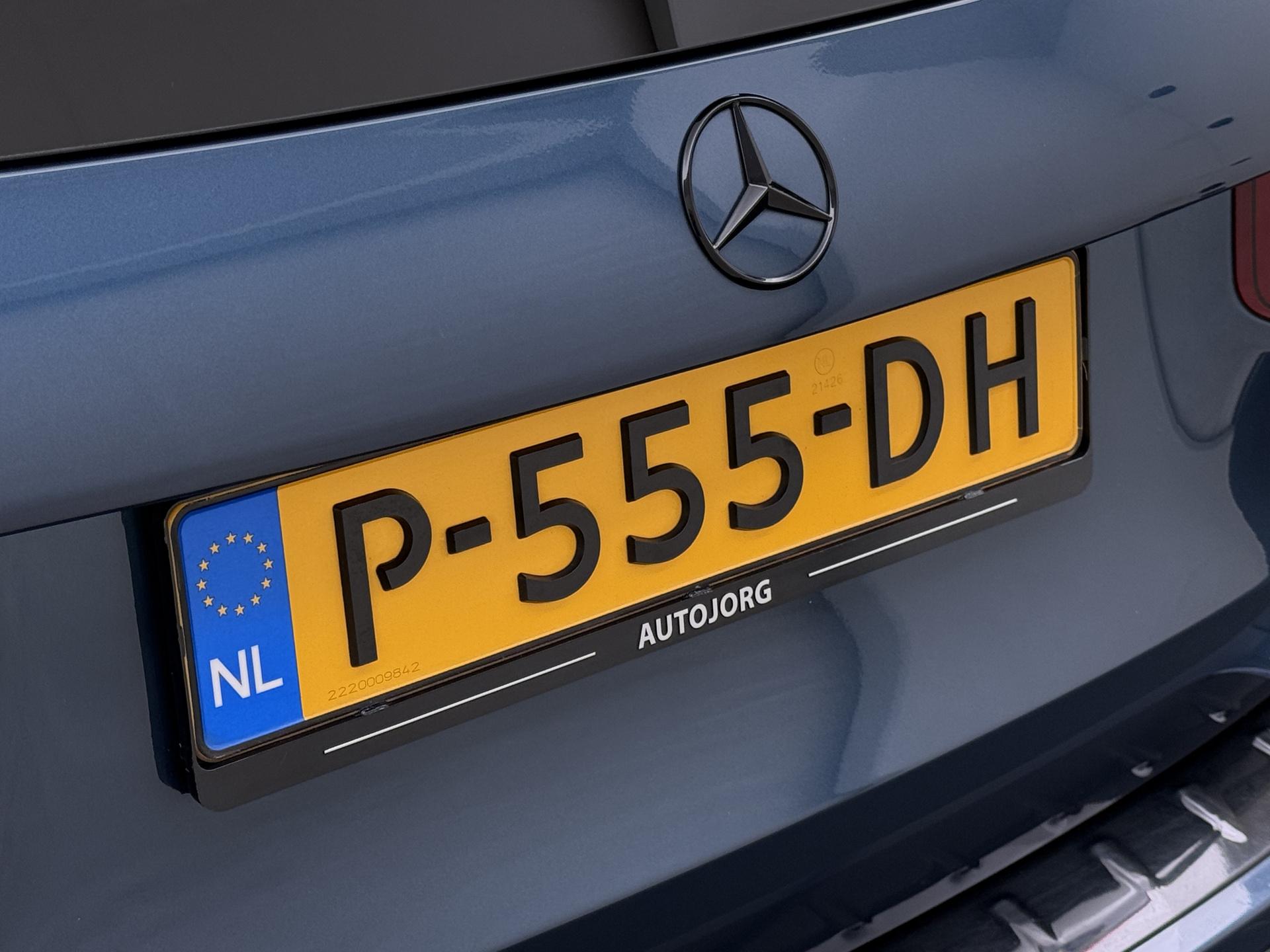 Mercedes-Benz GLB 200 Business Solution AMG 35