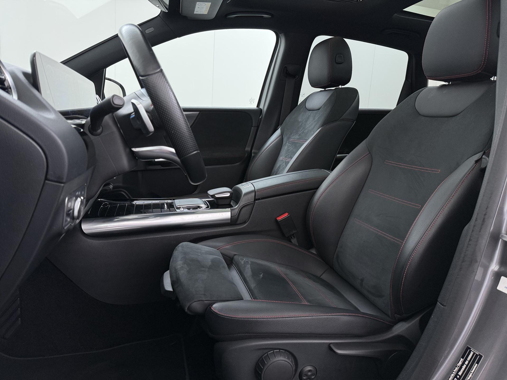 Mercedes-Benz B-klasse 180 Business Solution AMG 1