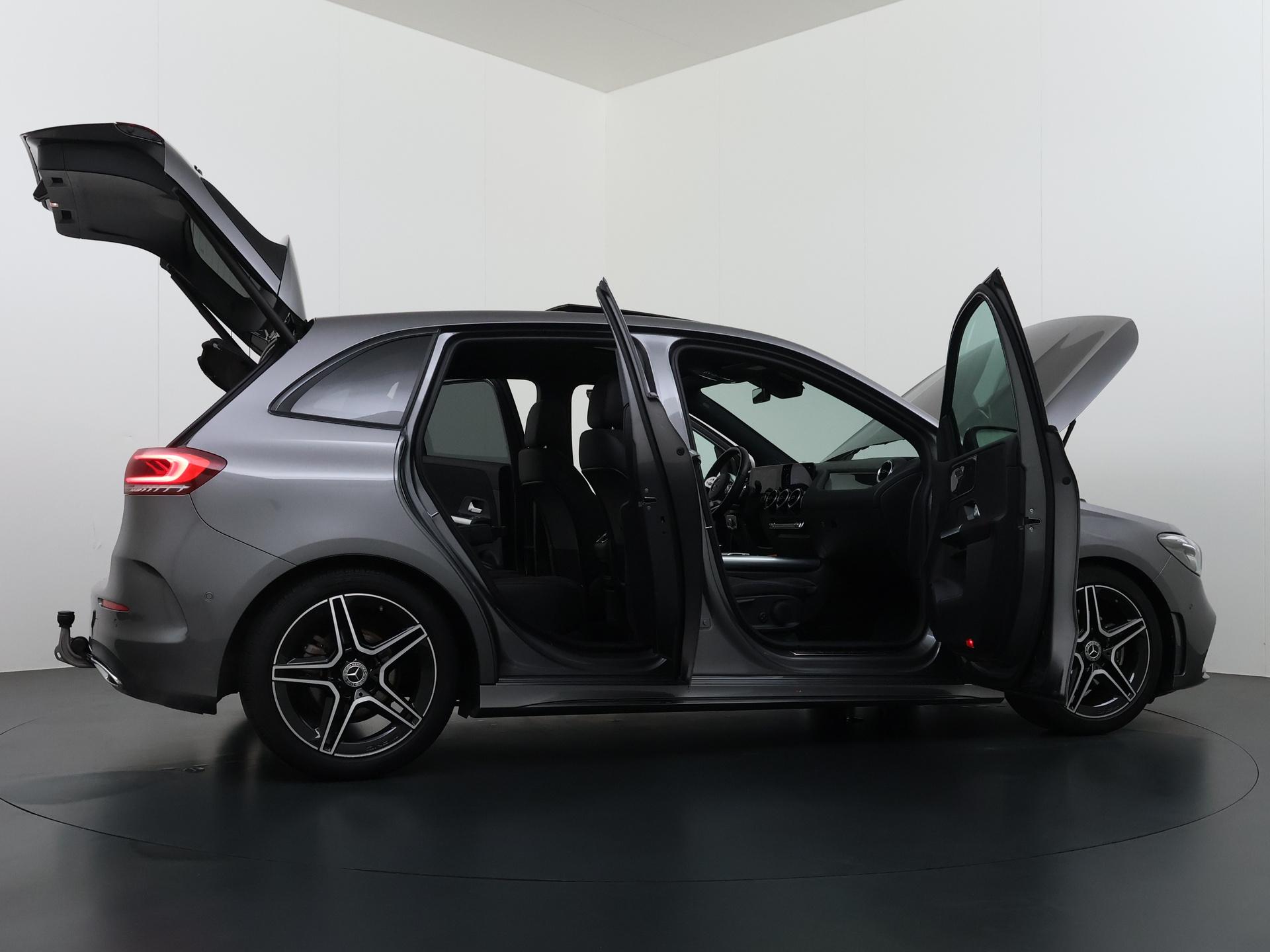 Mercedes-Benz B-klasse 180 Business Solution AMG 13