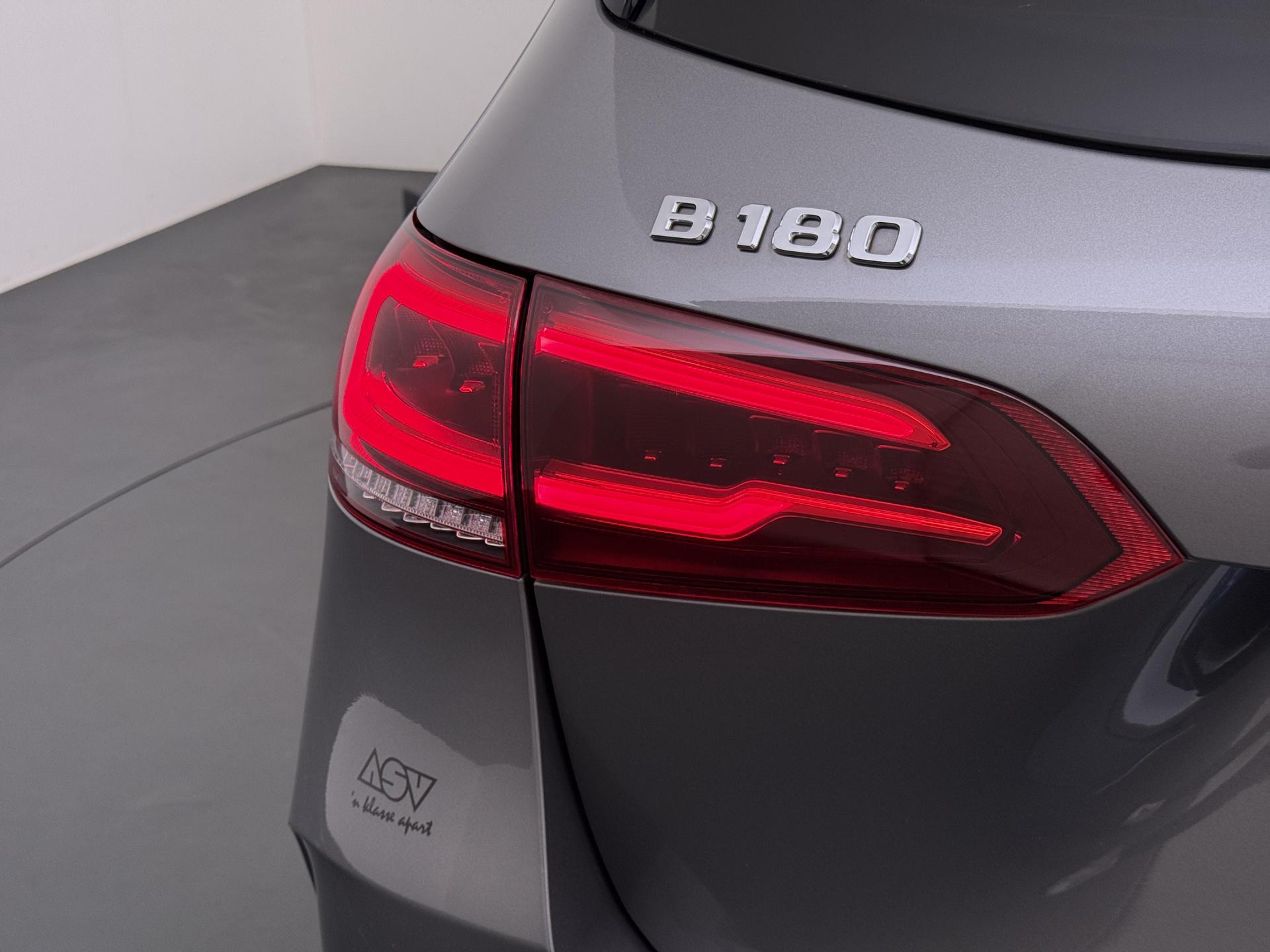 Mercedes-Benz B-klasse 180 Business Solution AMG 15