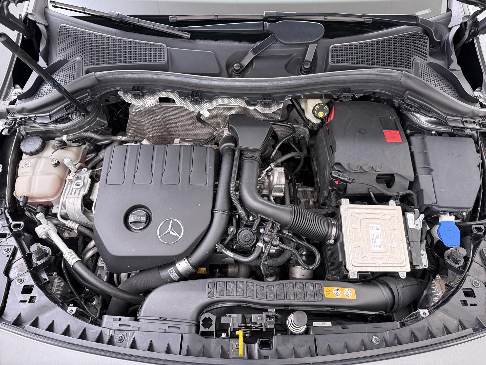 Mercedes-Benz B-klasse 180 Business Solution AMG 22