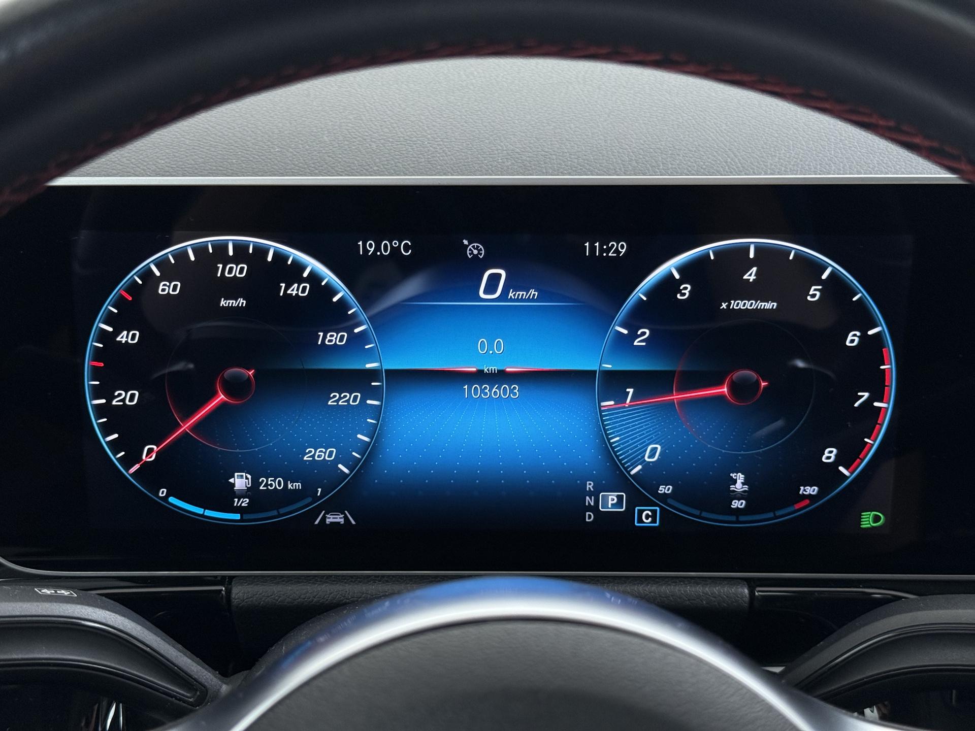 Mercedes-Benz B-klasse 180 Business Solution AMG 36