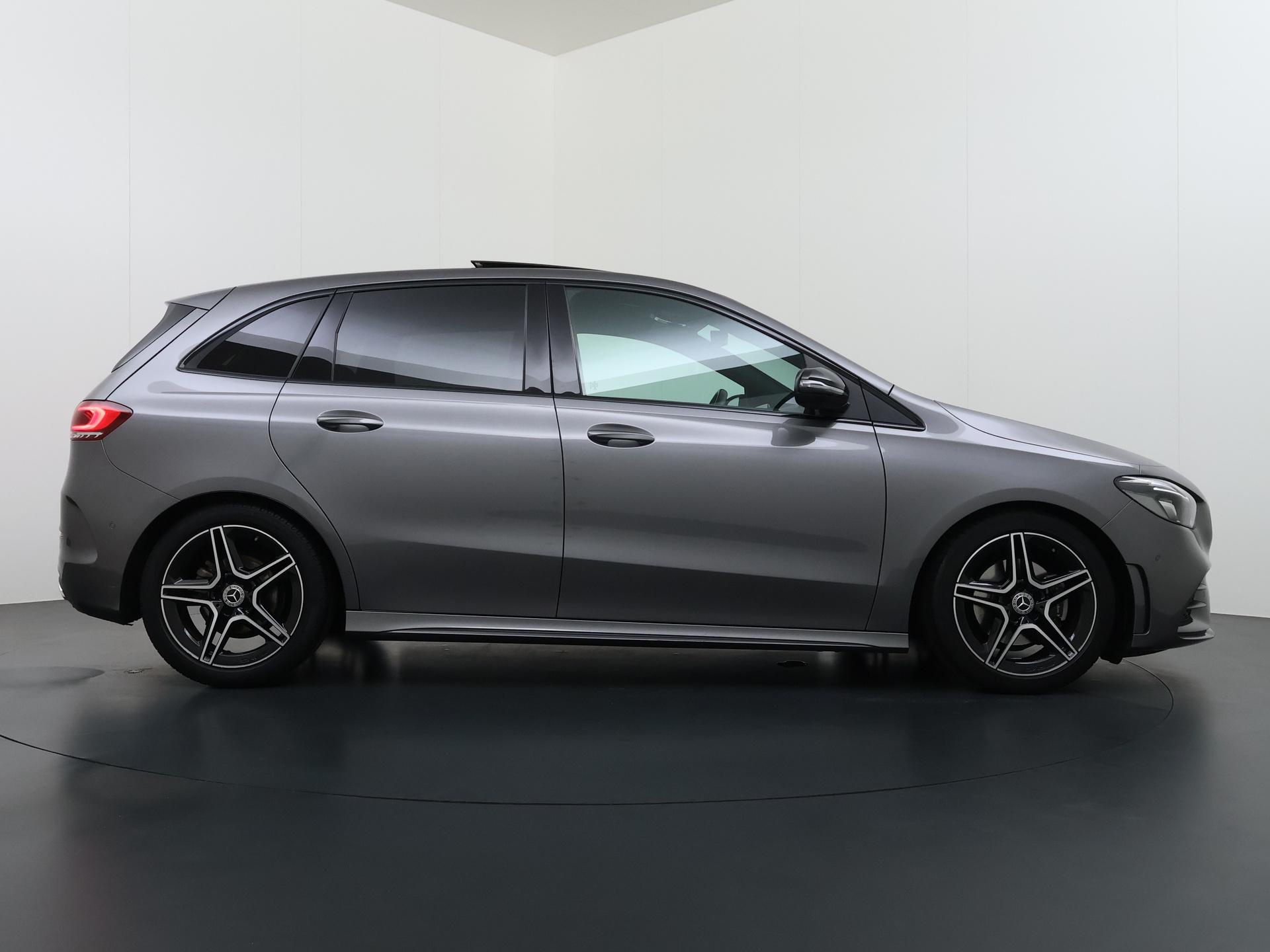 Mercedes-Benz B-klasse 180 Business Solution AMG 9