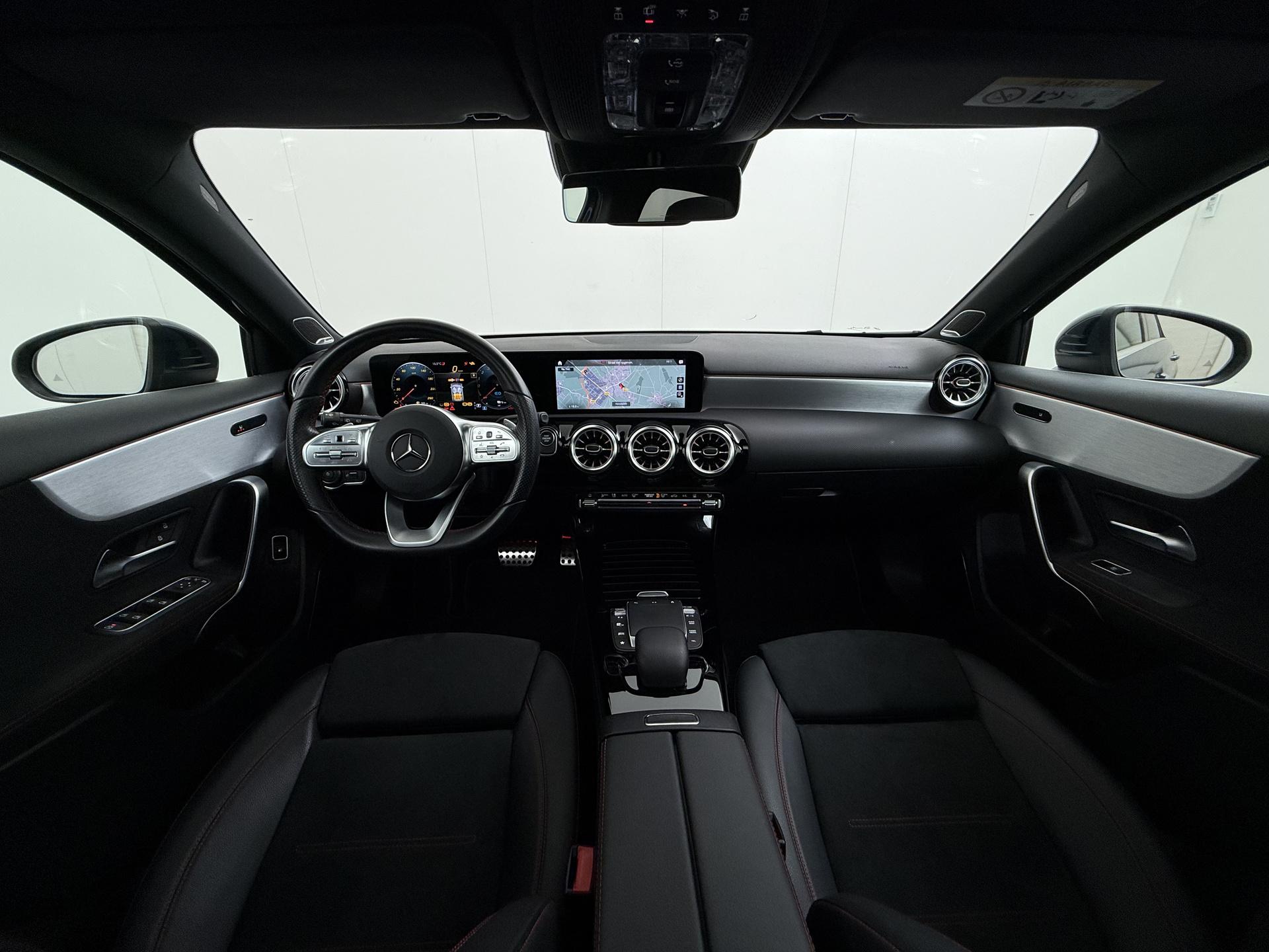 Mercedes-Benz A-klasse 250 e Premium 24