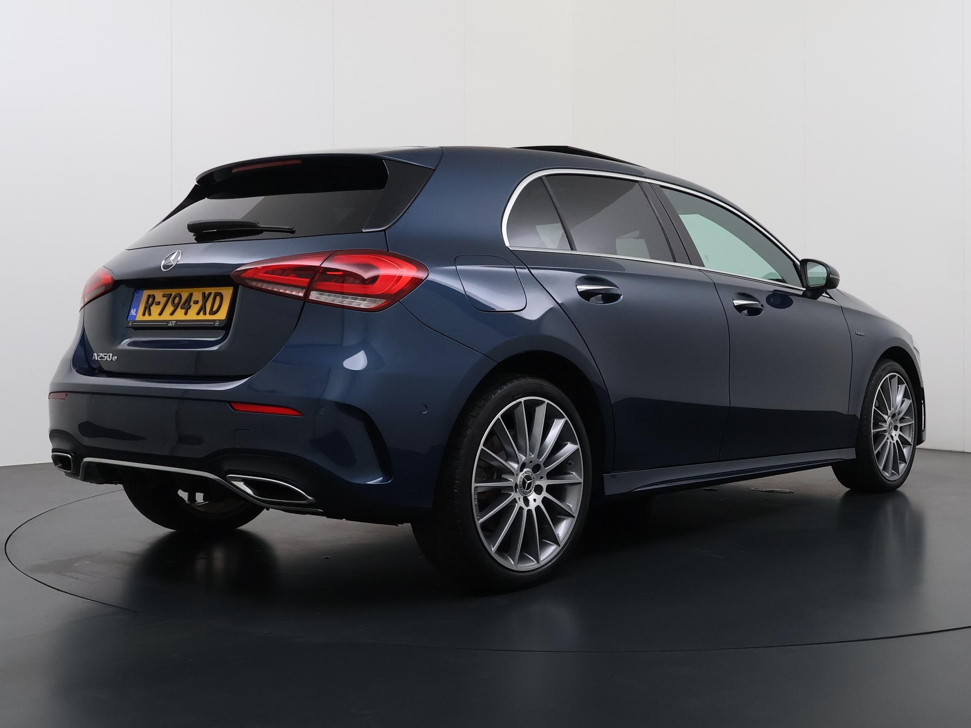 Mercedes-Benz A-klasse 250 e Premium 7