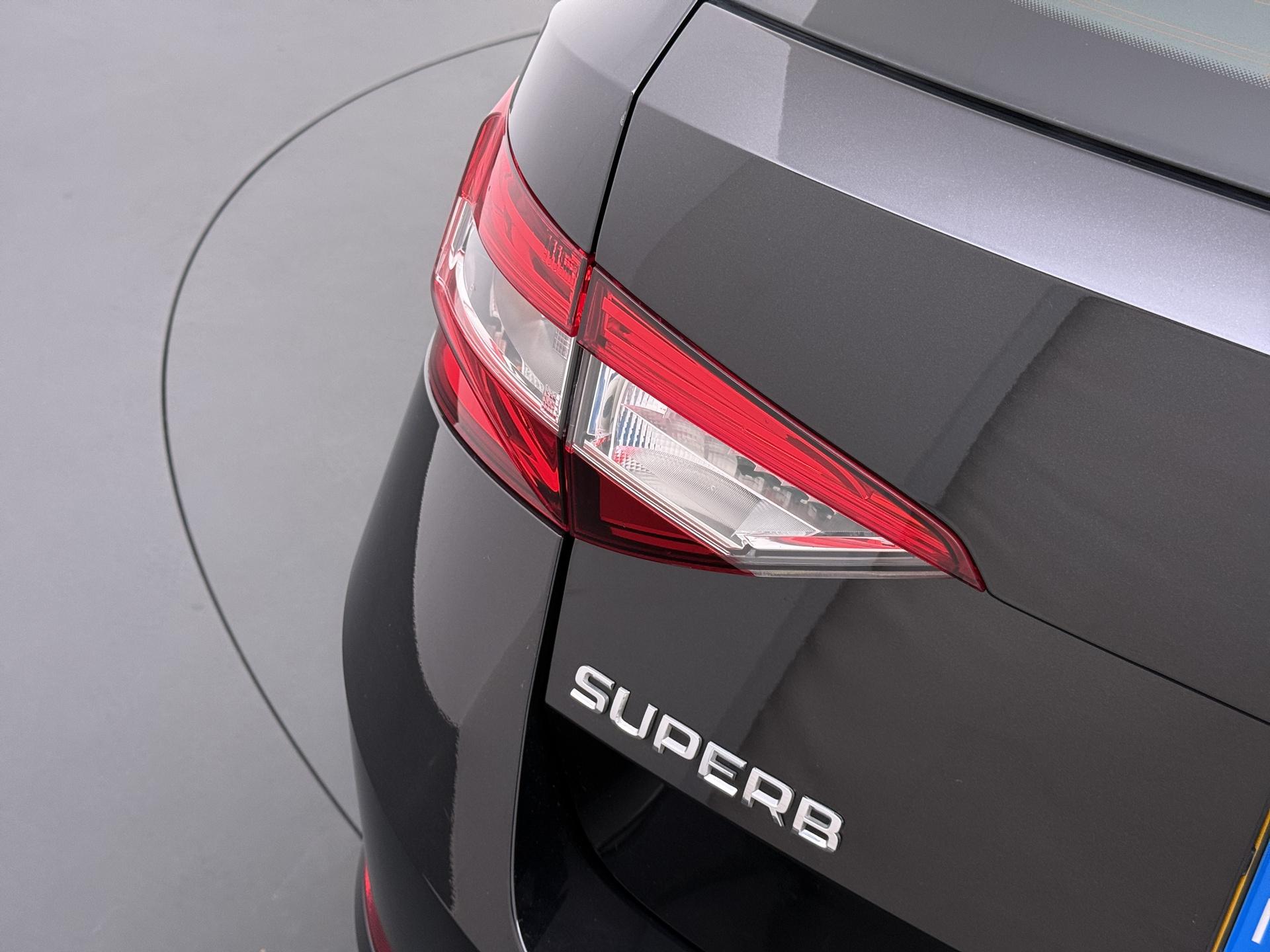 Skoda Superb Combi 1.4 TSI iV Business Edition Plus 13