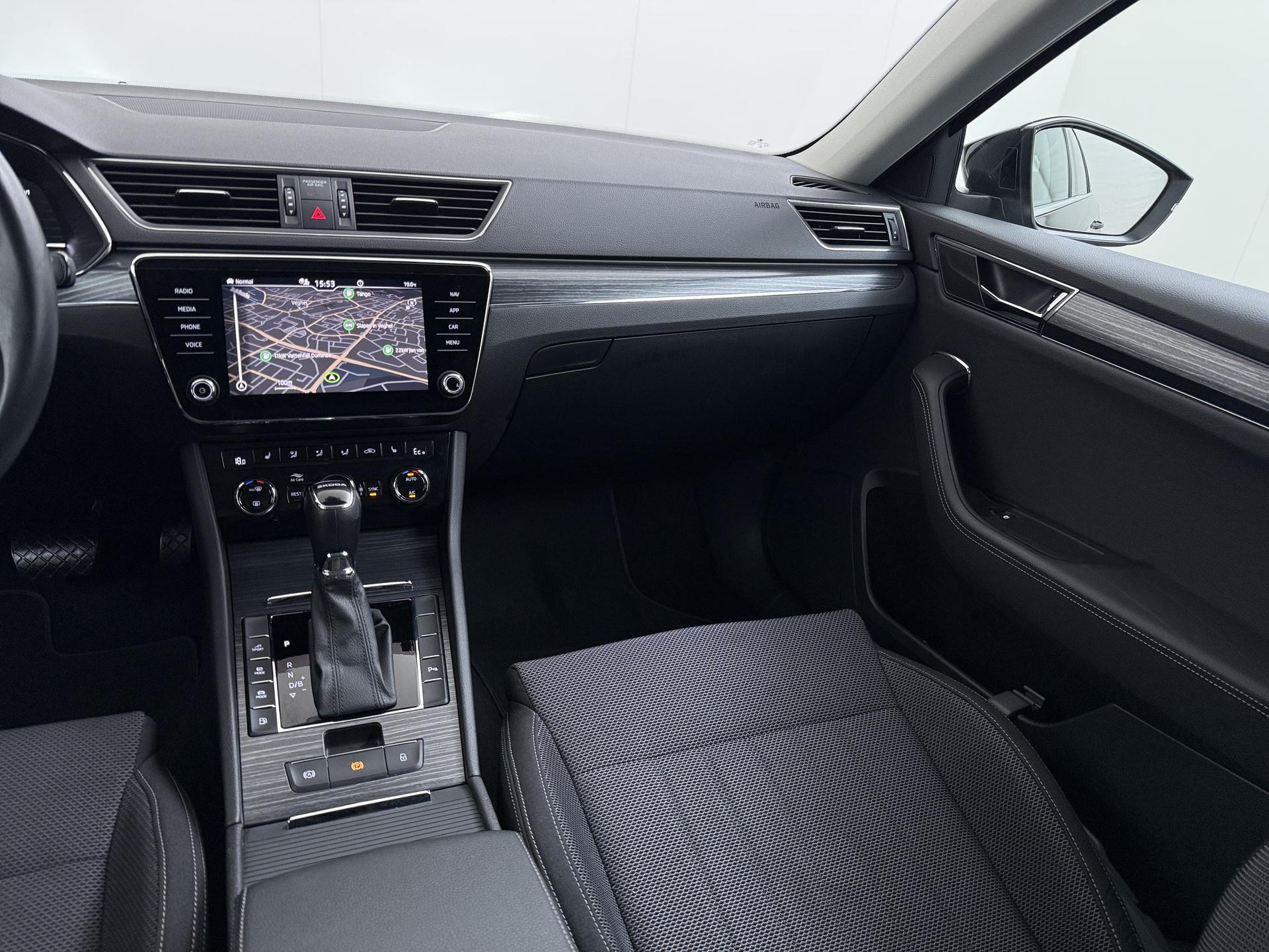 Skoda Superb Combi 1.4 TSI iV Business Edition Plus 25