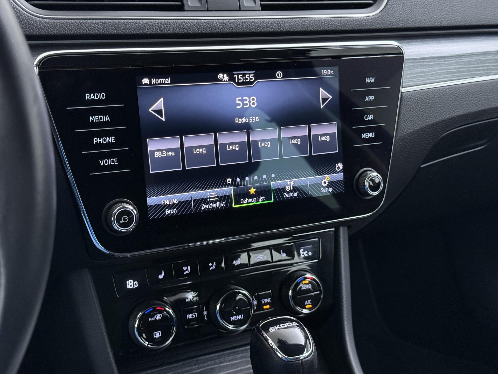 Skoda Superb Combi 1.4 TSI iV Business Edition Plus 31