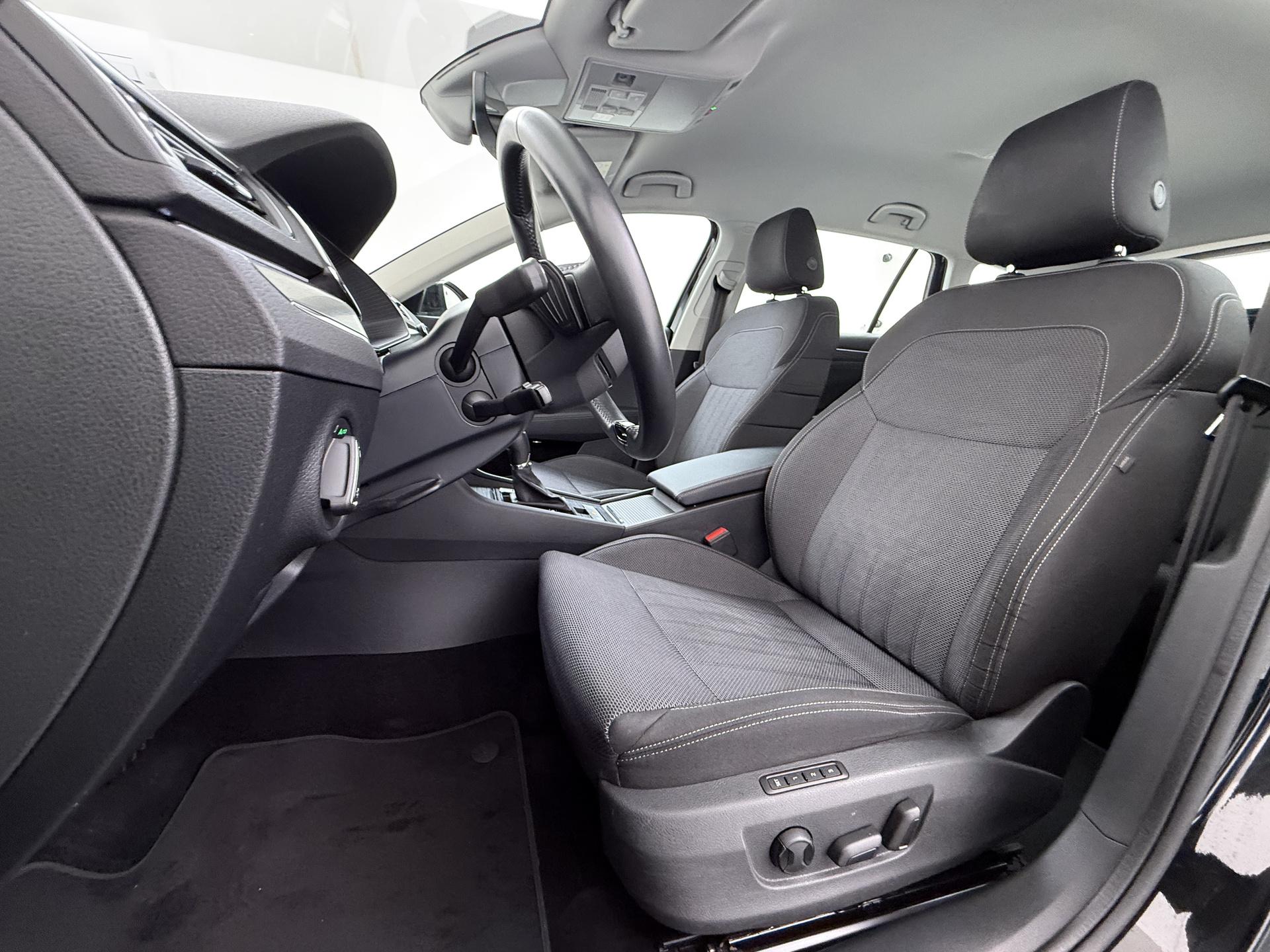 Skoda Superb Combi 1.4 TSI iV Business Edition Plus 6