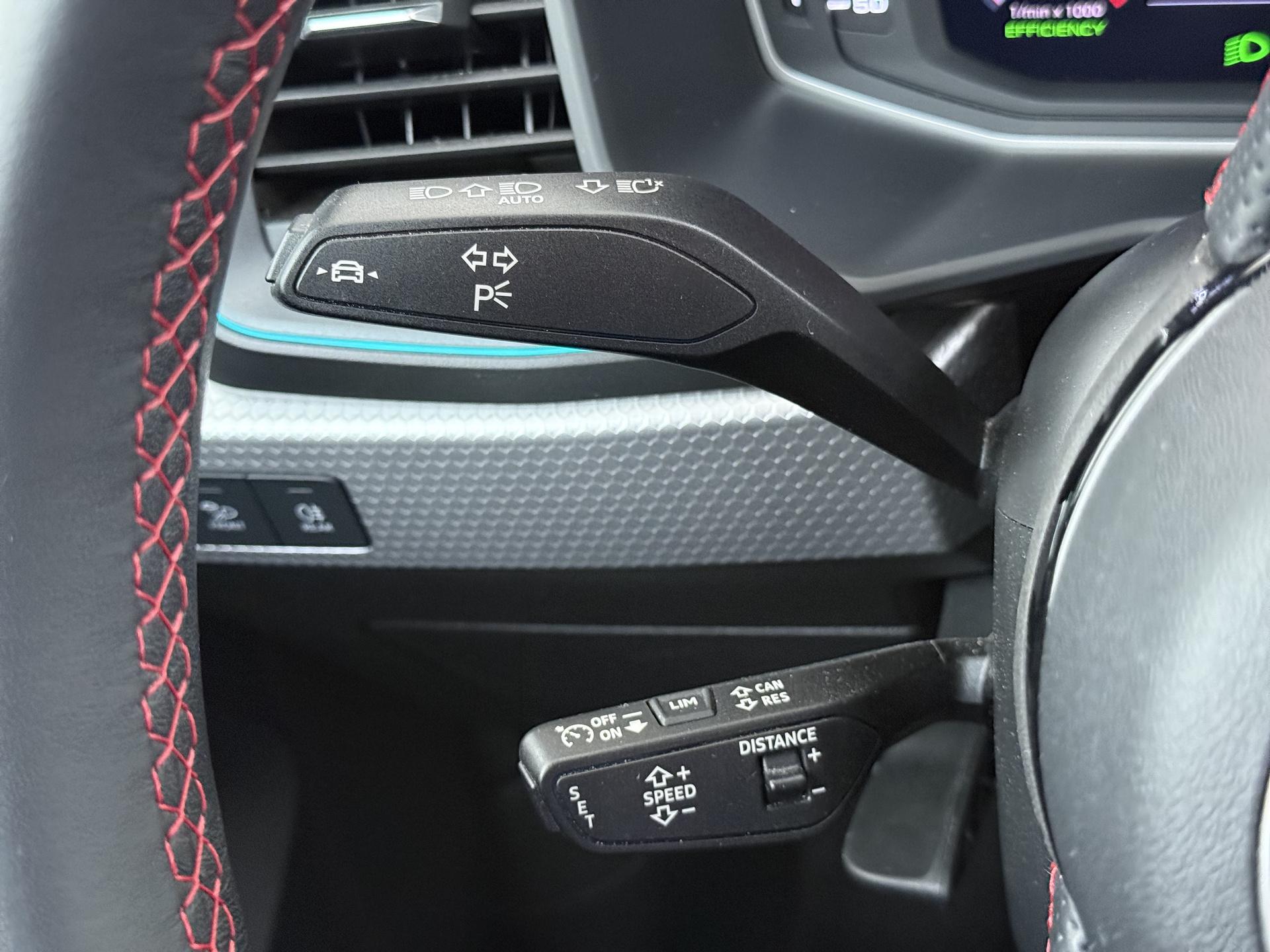Audi A1 Sportback 40 TFSI S Line edition one 18
