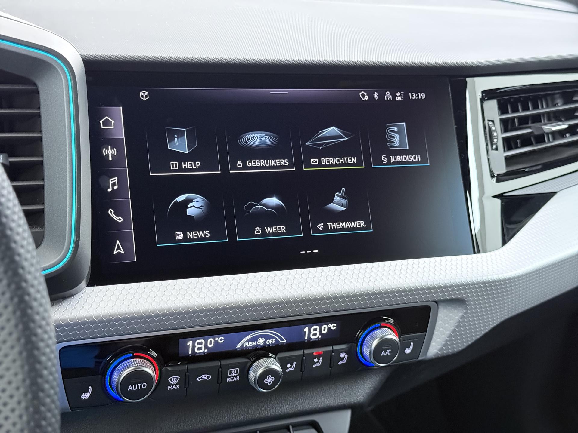 Audi A1 Sportback 40 TFSI S Line edition one 24