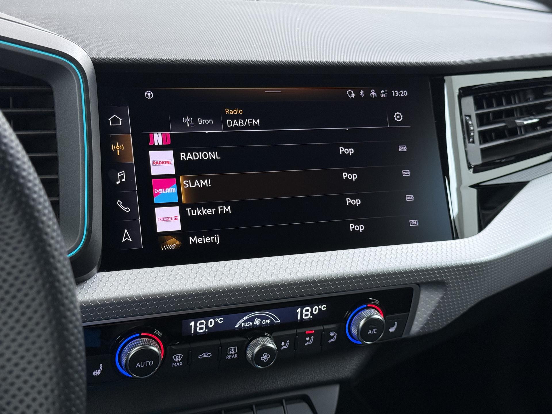 Audi A1 Sportback 40 TFSI S Line edition one 25