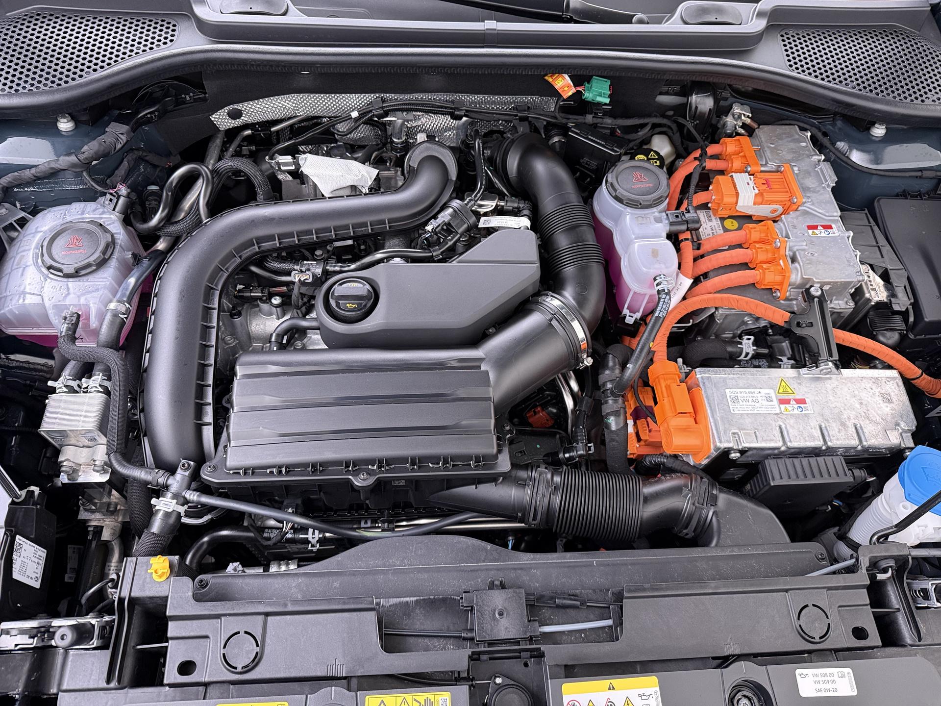 CUPRA Formentor 1.5 TSI e-Hybrid PHEV 11