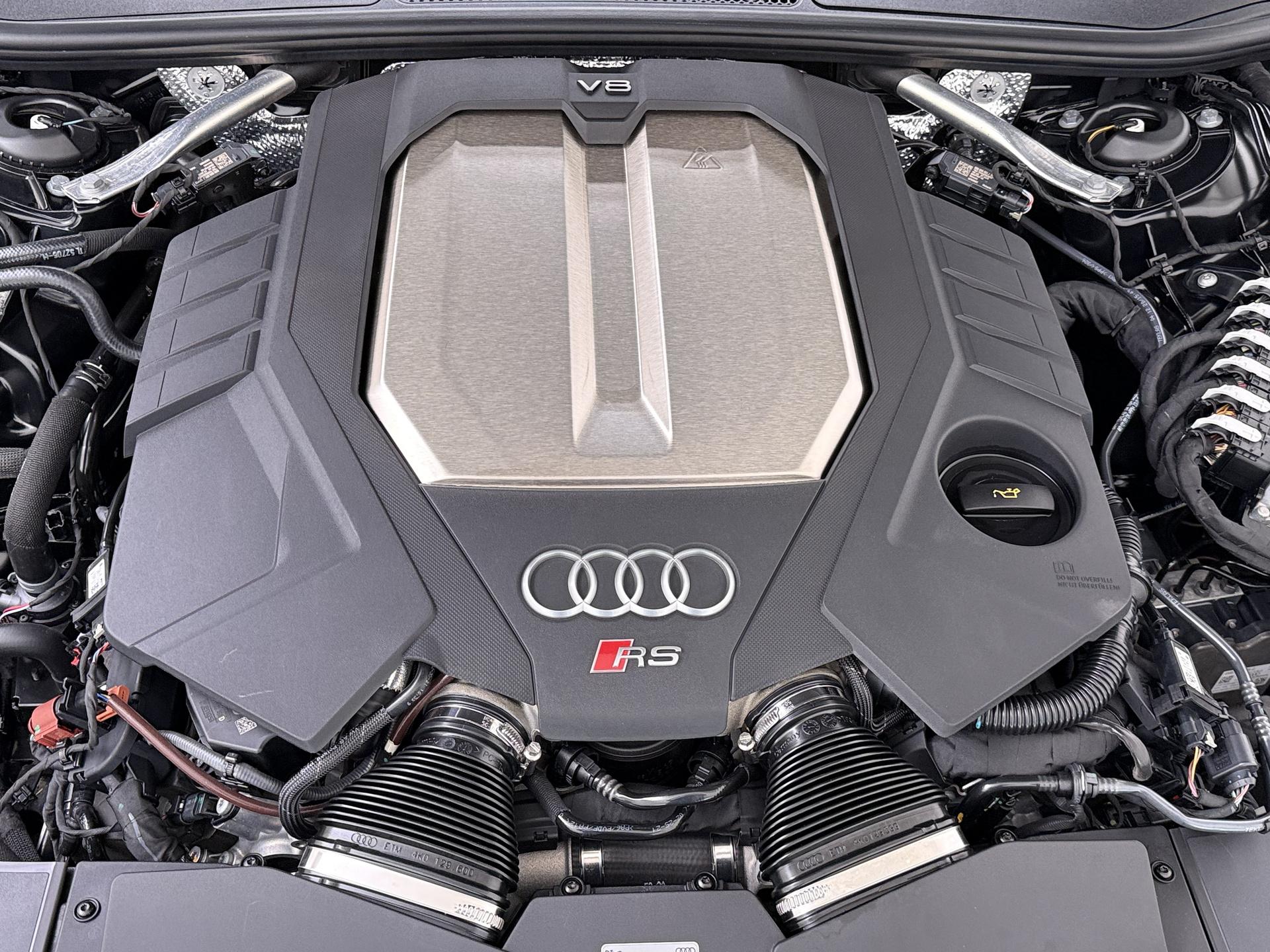 Audi A6 Avant RS 6 TFSI quattro 11