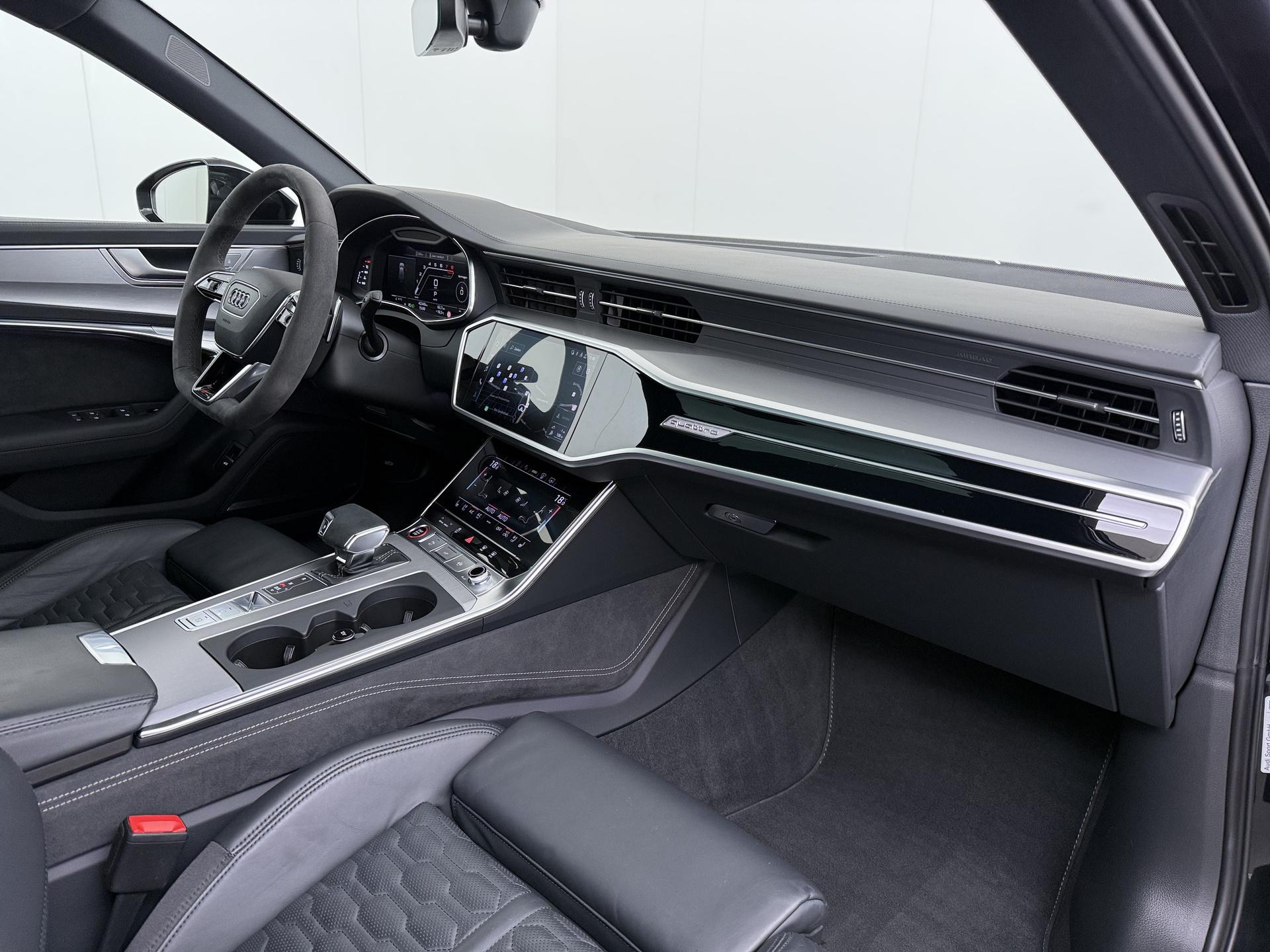 Audi A6 Avant RS 6 TFSI quattro 39