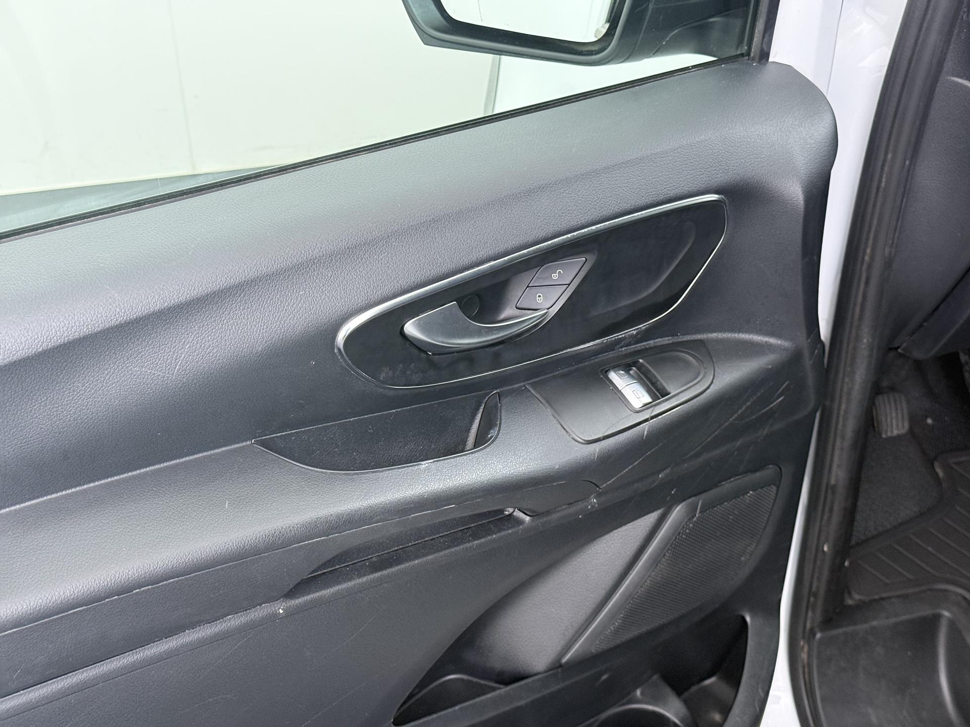 Mercedes-Benz Vito 110 CDI Lang 24