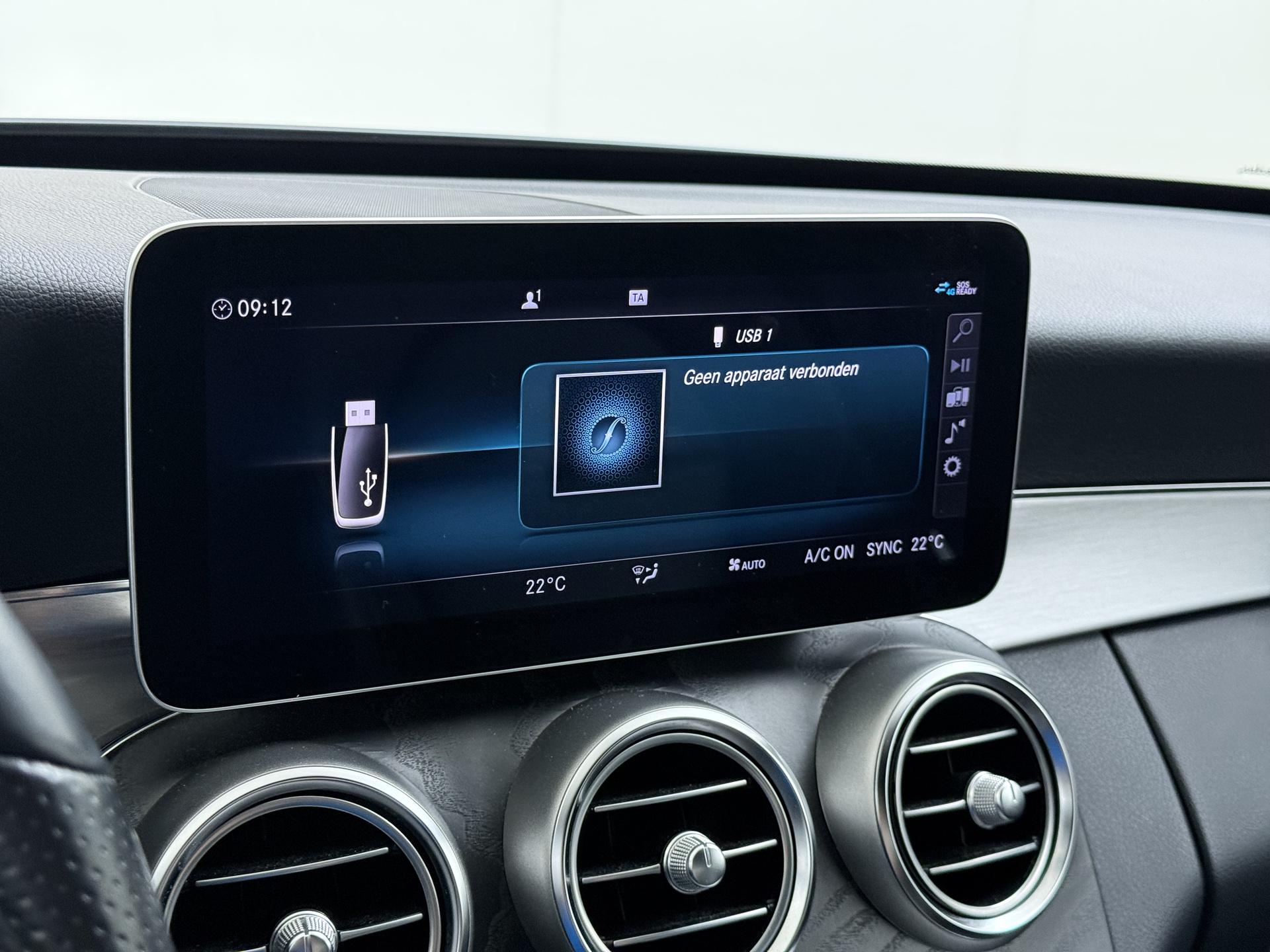 Mercedes-Benz C-klasse 180 Business Solution AMG 31