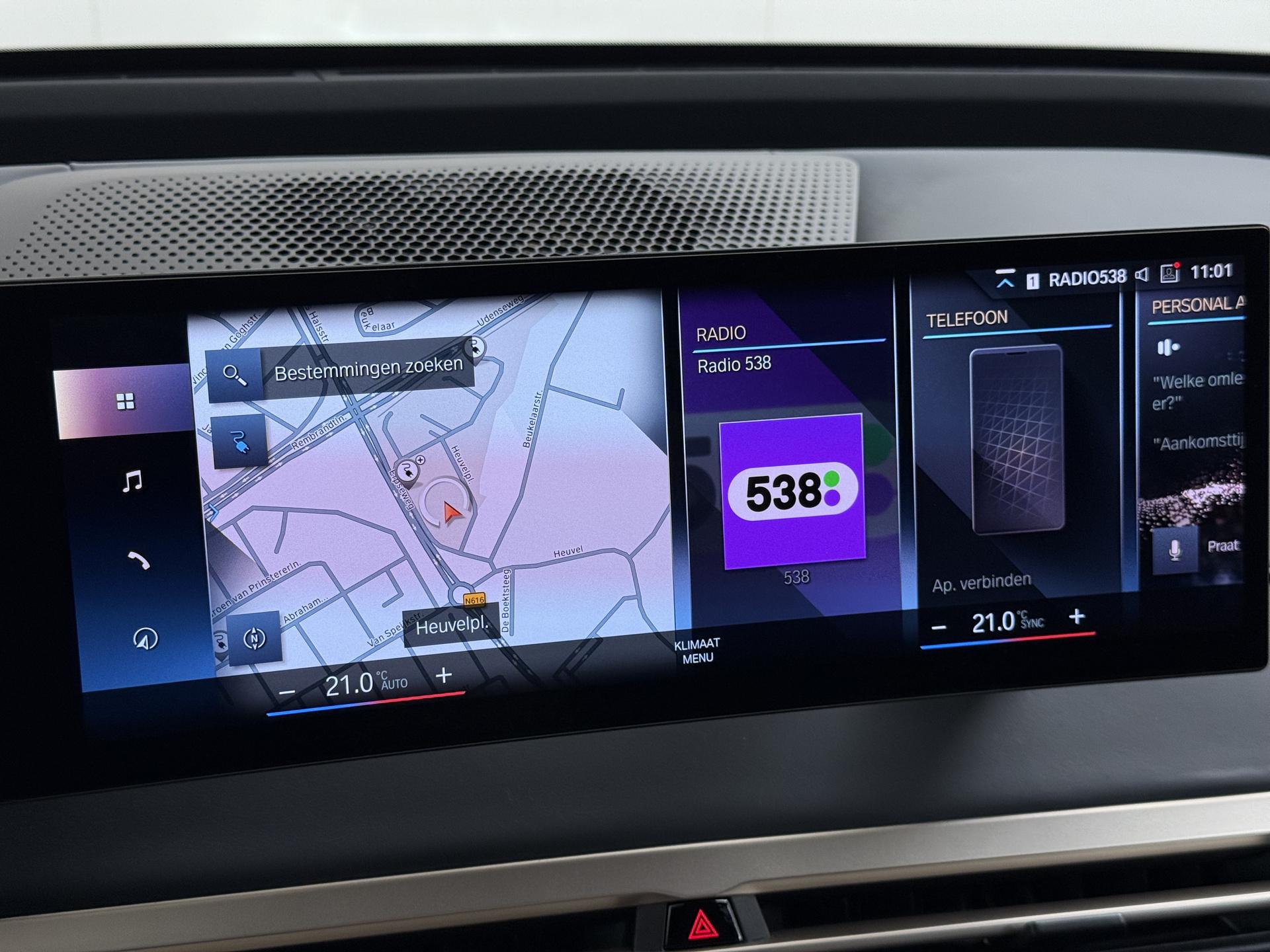 BMW iX xDrive40 High Executive 77 kWh 32