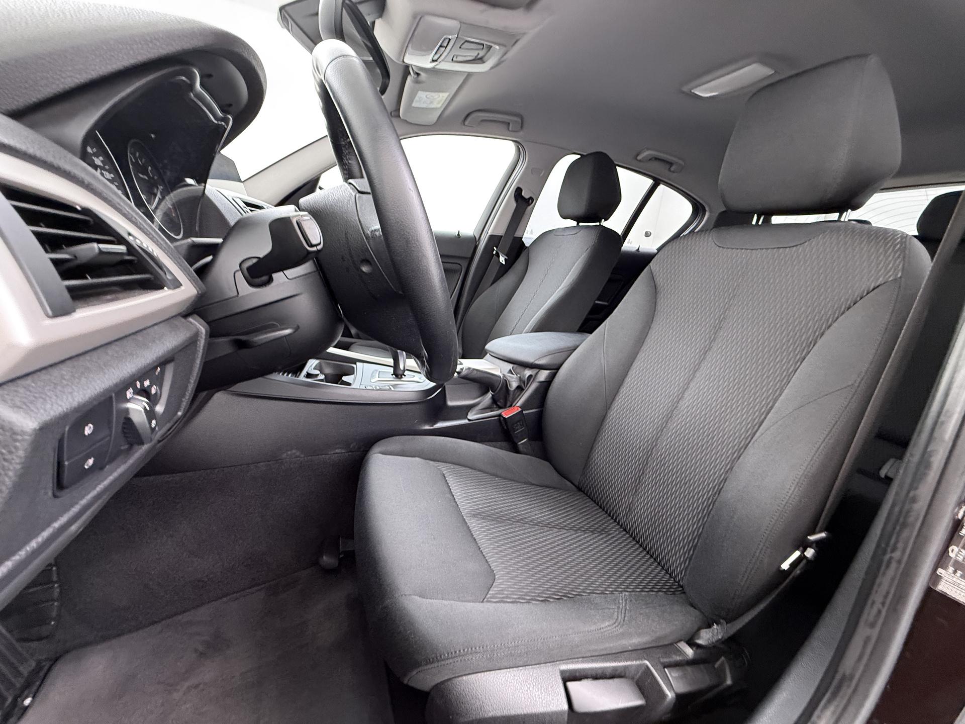 BMW 1-serie 118i Centennial Executive 11