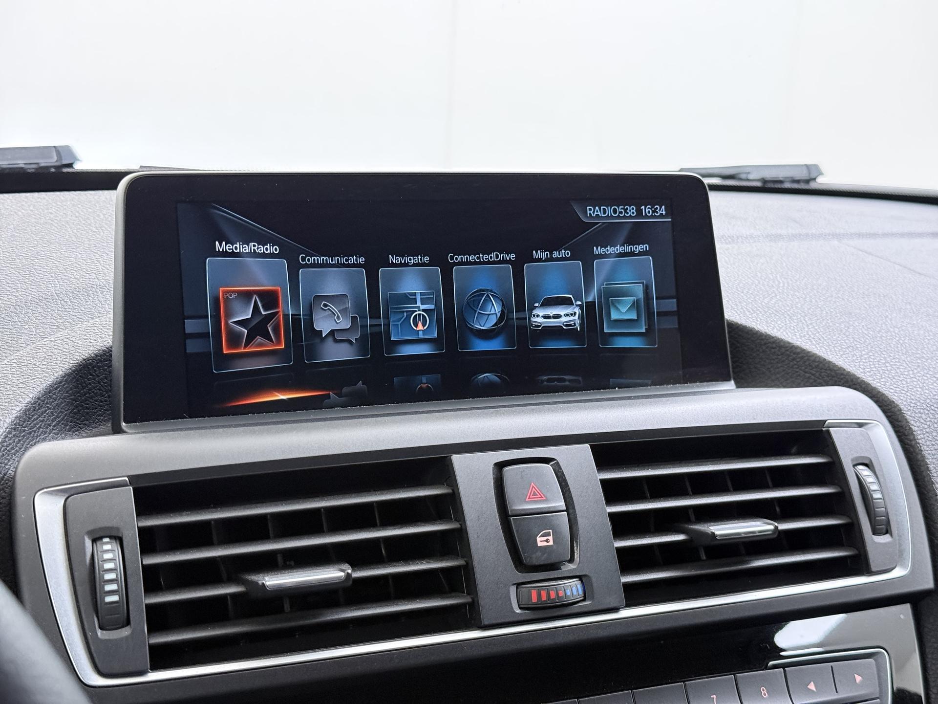 BMW 1-serie 118i Centennial Executive 24