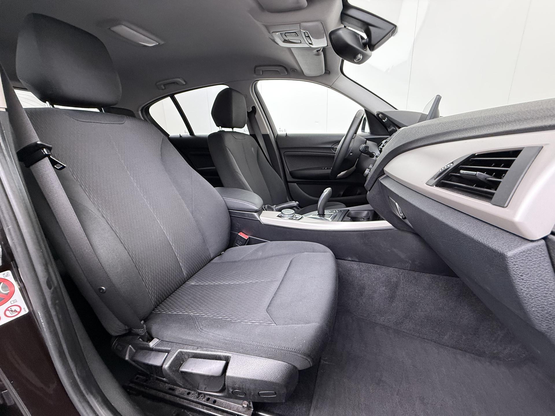 BMW 1-serie 118i Centennial Executive 36