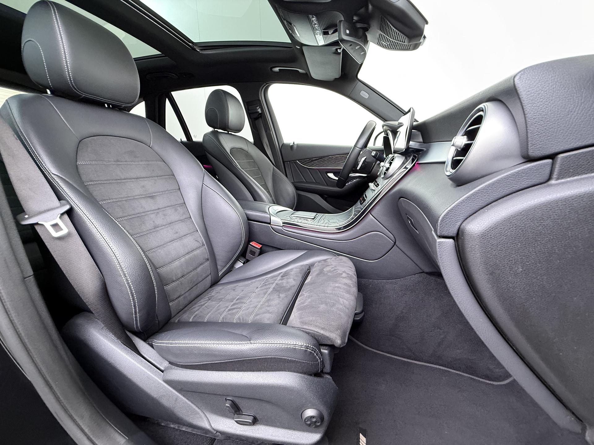 Mercedes-Benz GLC-klasse 300e 4MATIC AMG Line 50