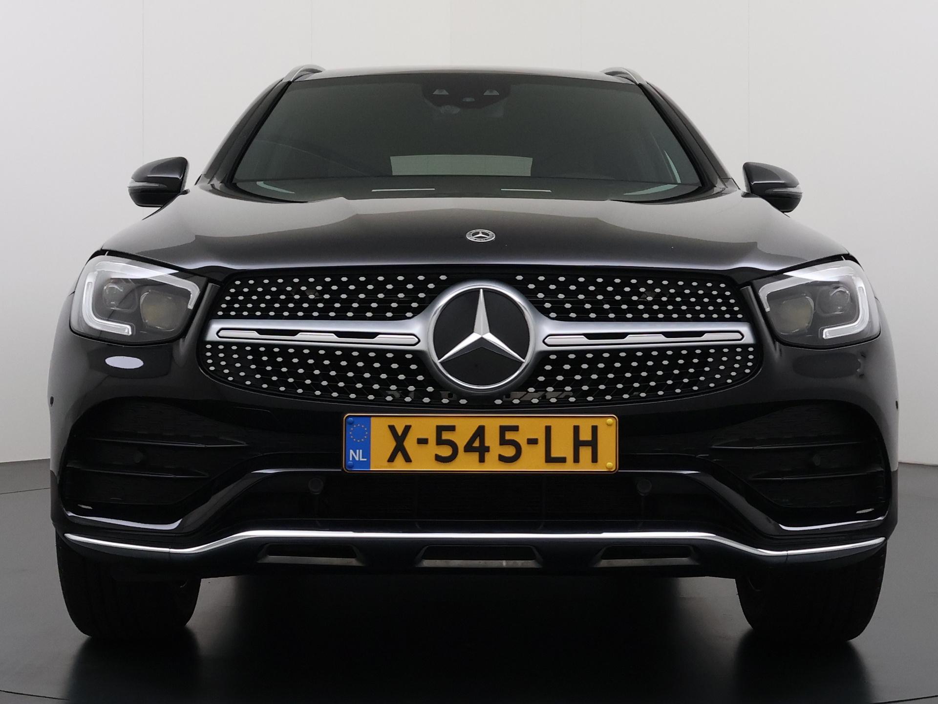 Mercedes-Benz GLC-klasse 300e 4MATIC AMG Line 7