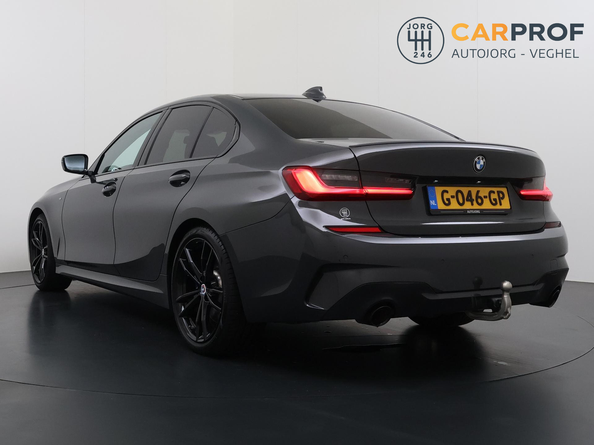 BMW 3-serie 330i High Executive Edition 1