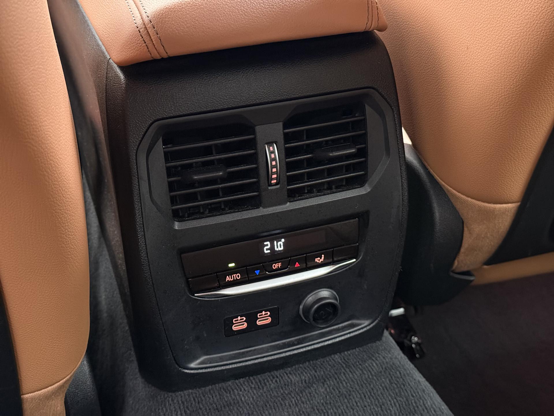 BMW 3-serie 330i High Executive Edition 17