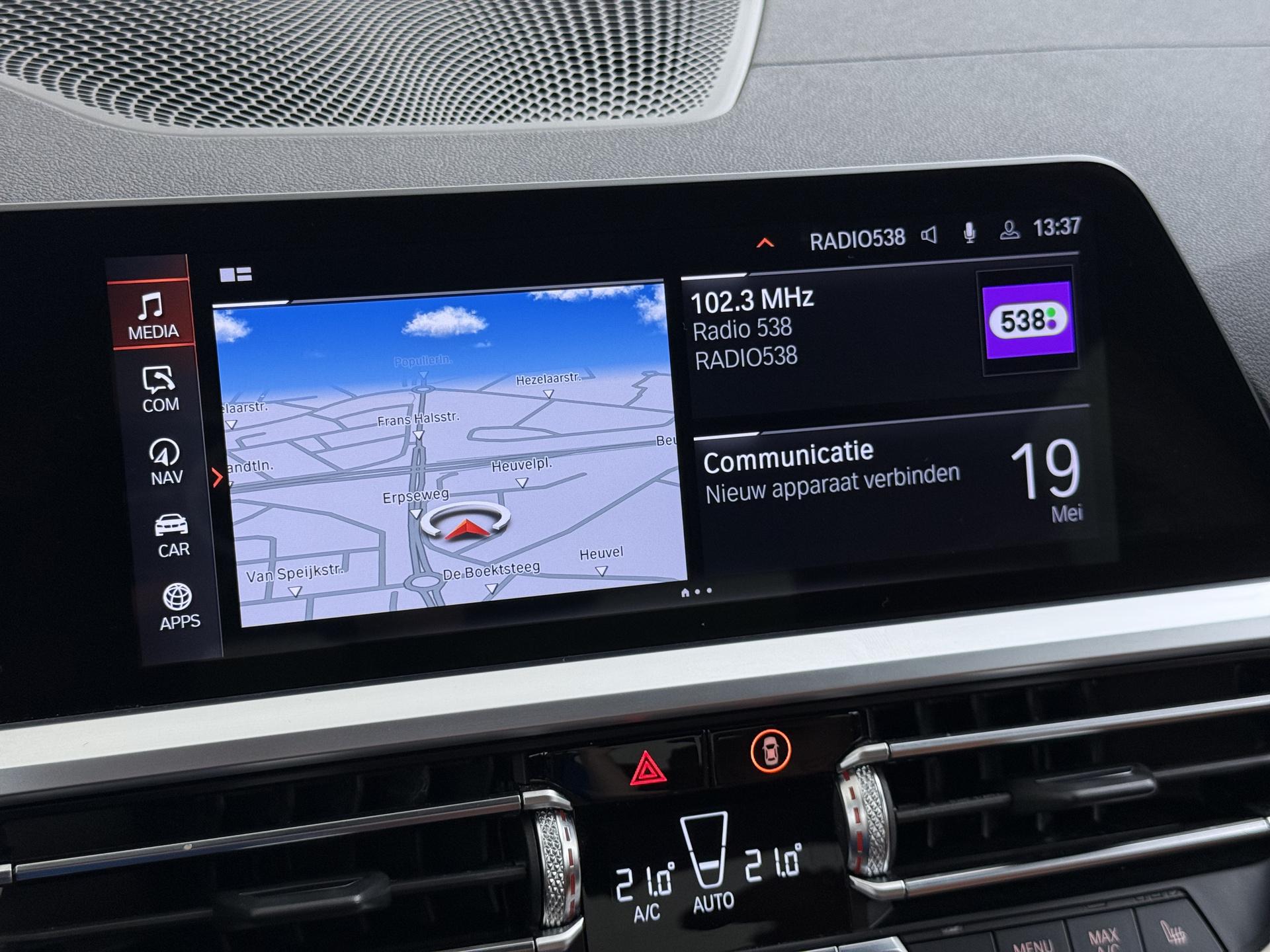 BMW 3-serie 330i High Executive Edition 27