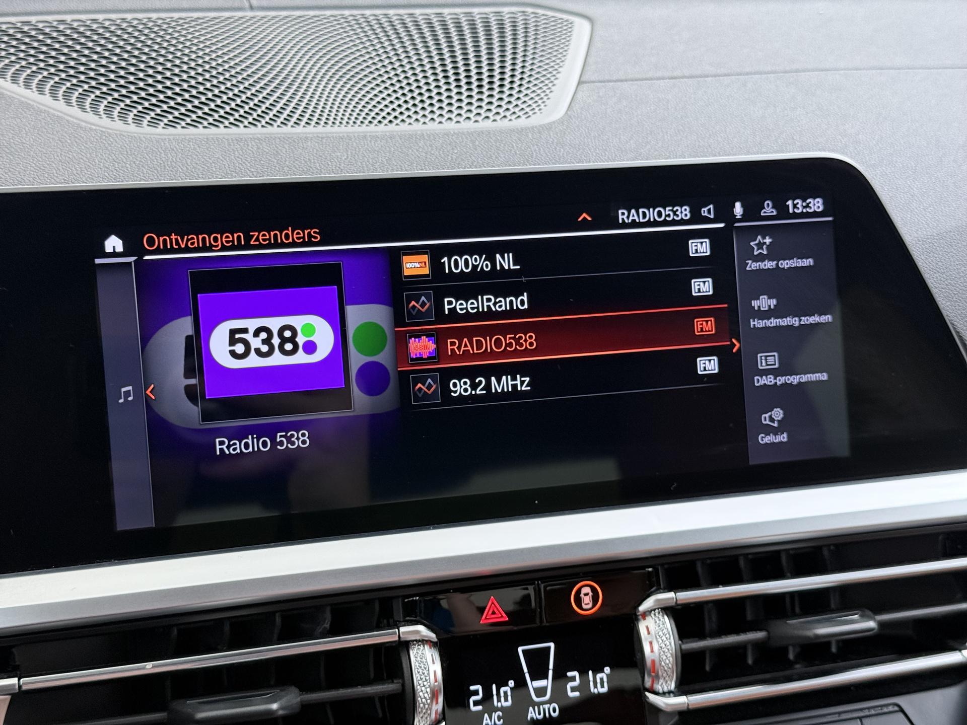 BMW 3-serie 330i High Executive Edition 28