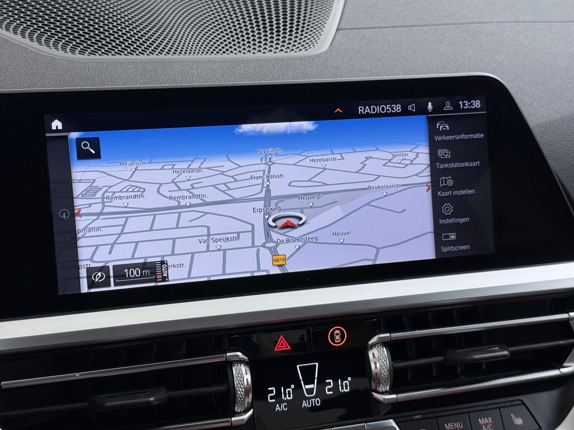 BMW 3-serie 330i High Executive Edition 33