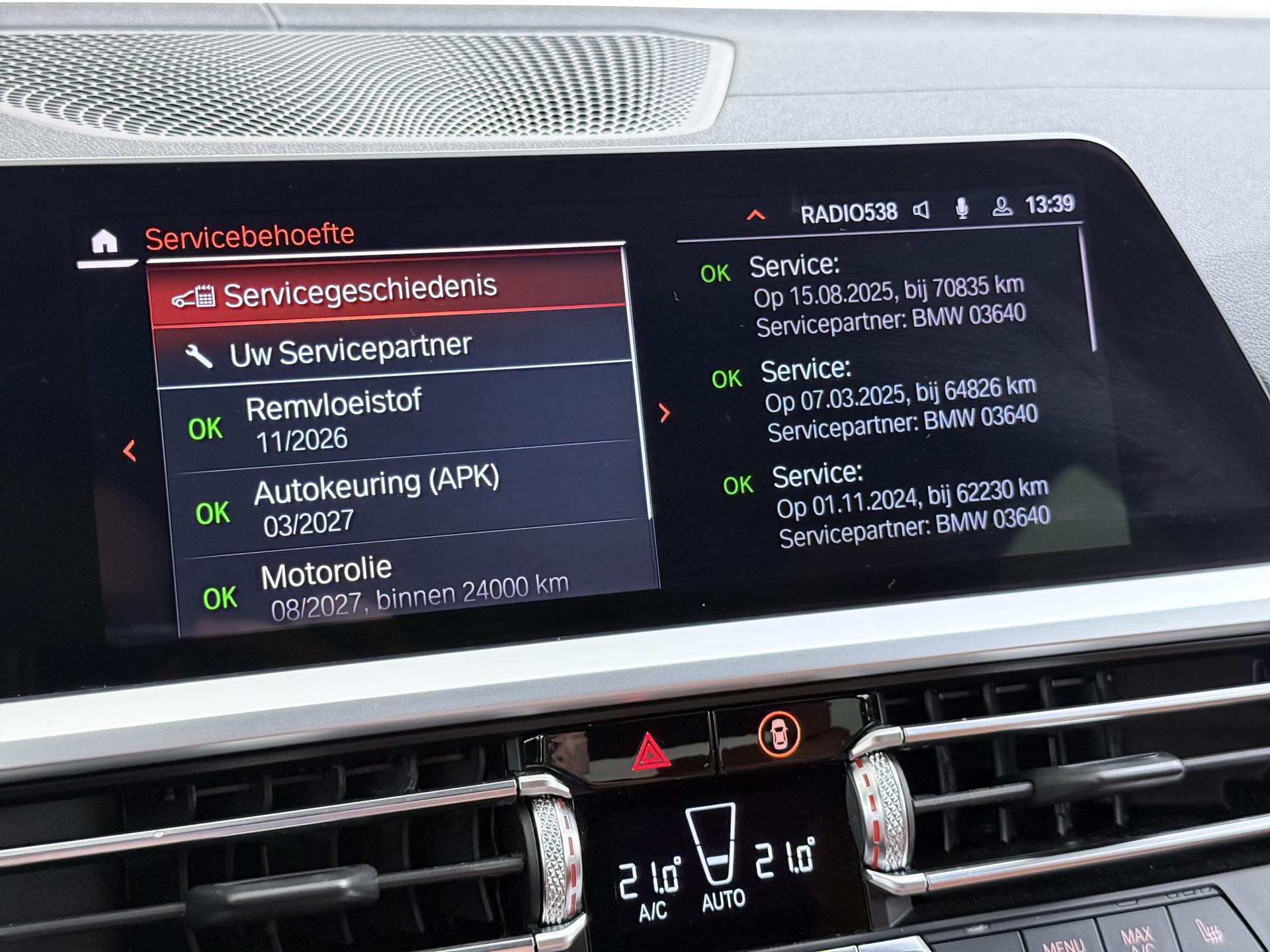 BMW 3-serie 330i High Executive Edition 35