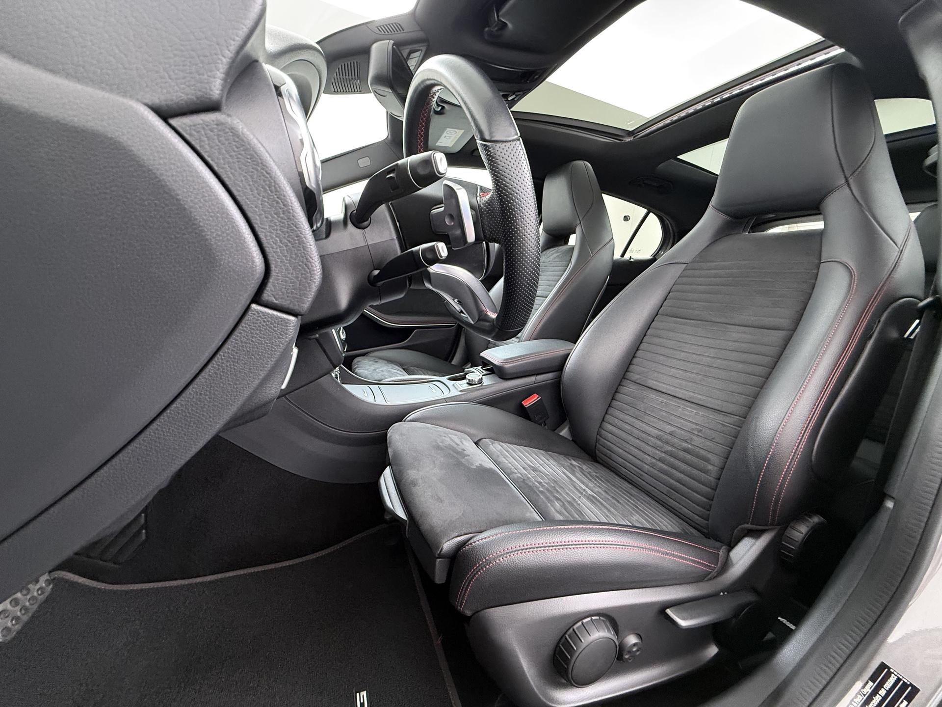 Mercedes-Benz GLA-klasse 180 Business Solution AMG Night Upgrade 13