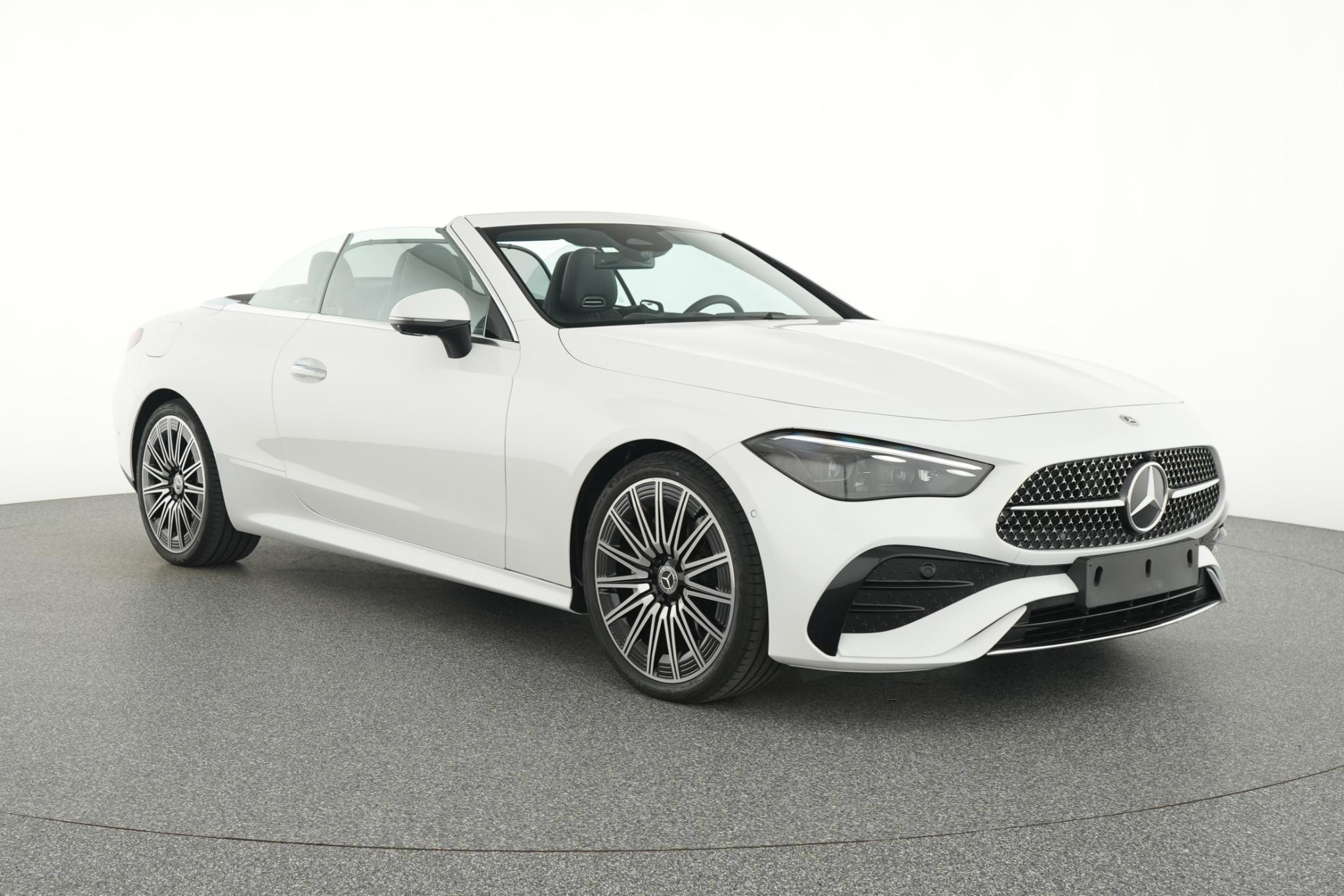 Mercedes-Benz CLE Cabriolet 300 4MATIC AMG Line 2