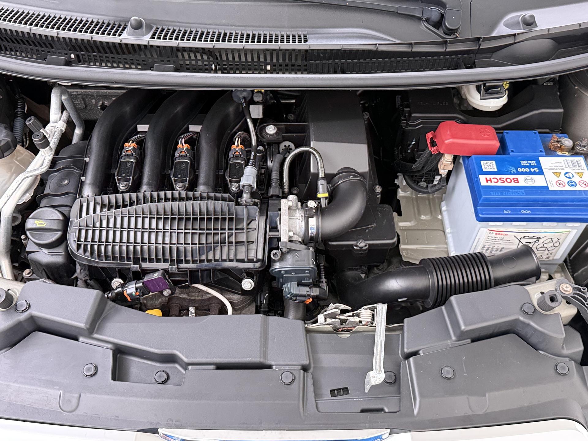 Peugeot 108 1.2 Puretech TOP! Roland Garros 29