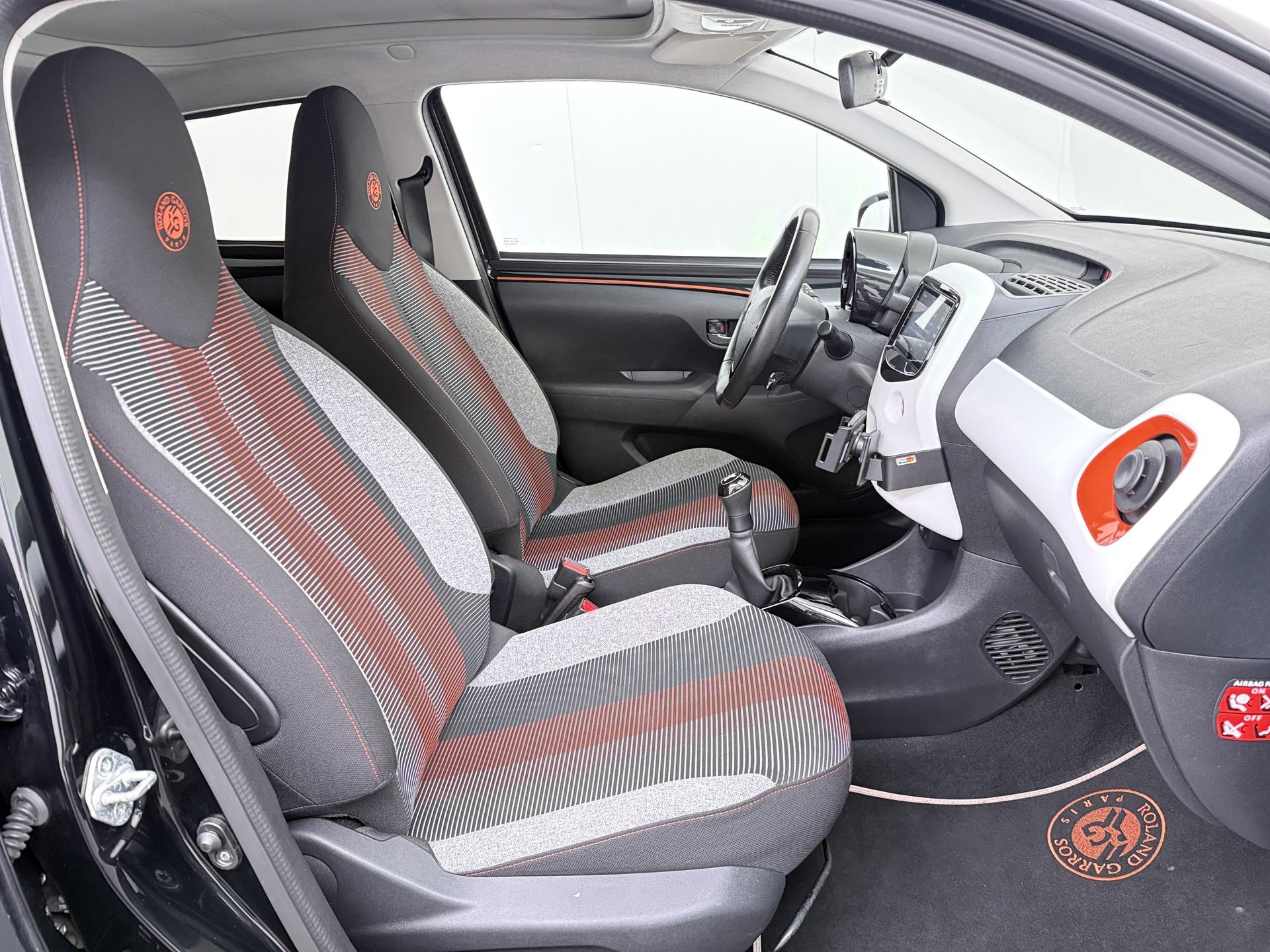 Peugeot 108 1.2 Puretech TOP! Roland Garros 32