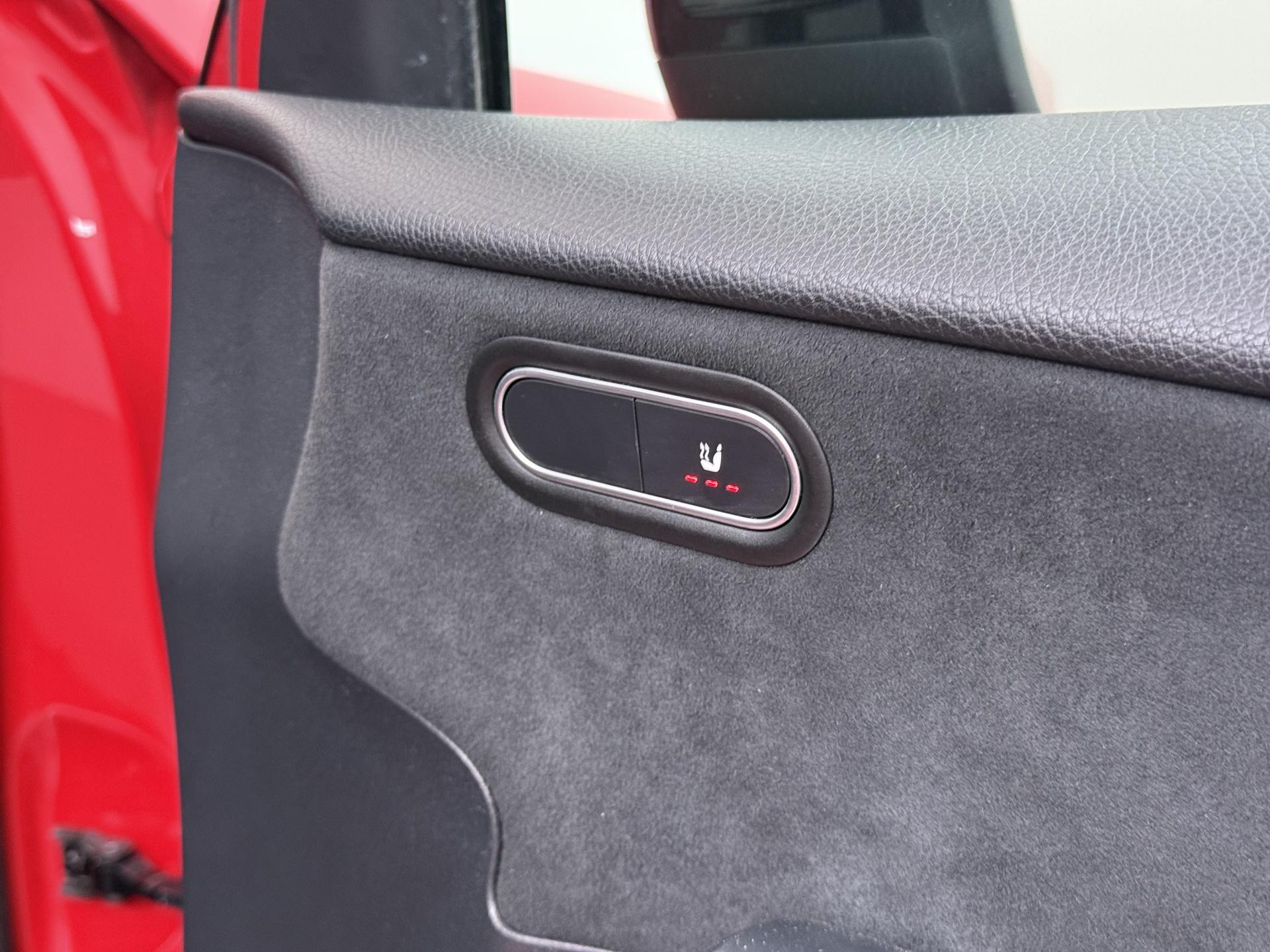Mercedes-Benz A-klasse 200 Business Solution AMG 42