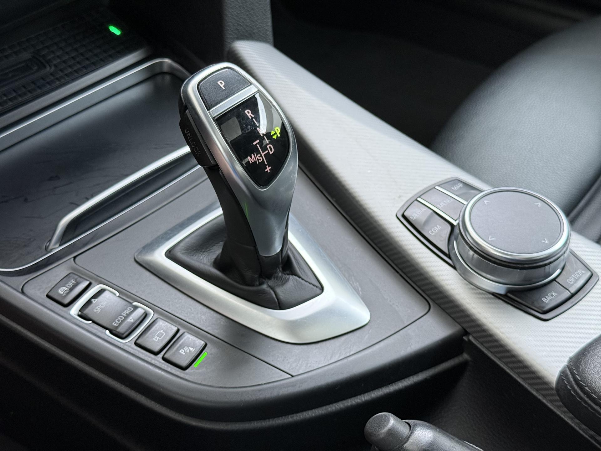 BMW 4-serie Coupé 420i High Executive 34