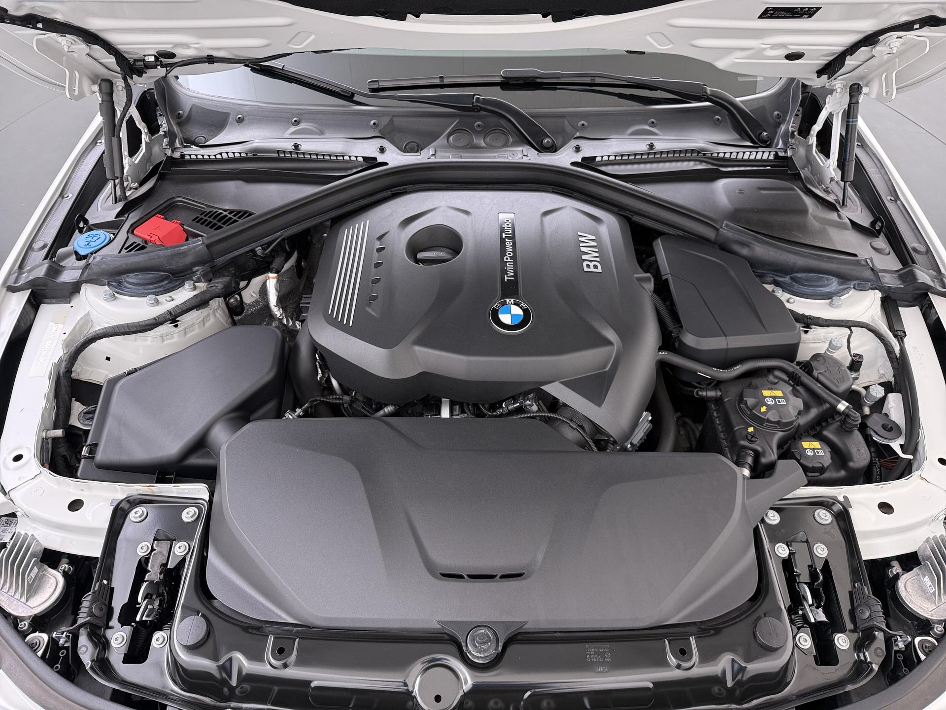 BMW 4-serie Coupé 420i High Executive 36