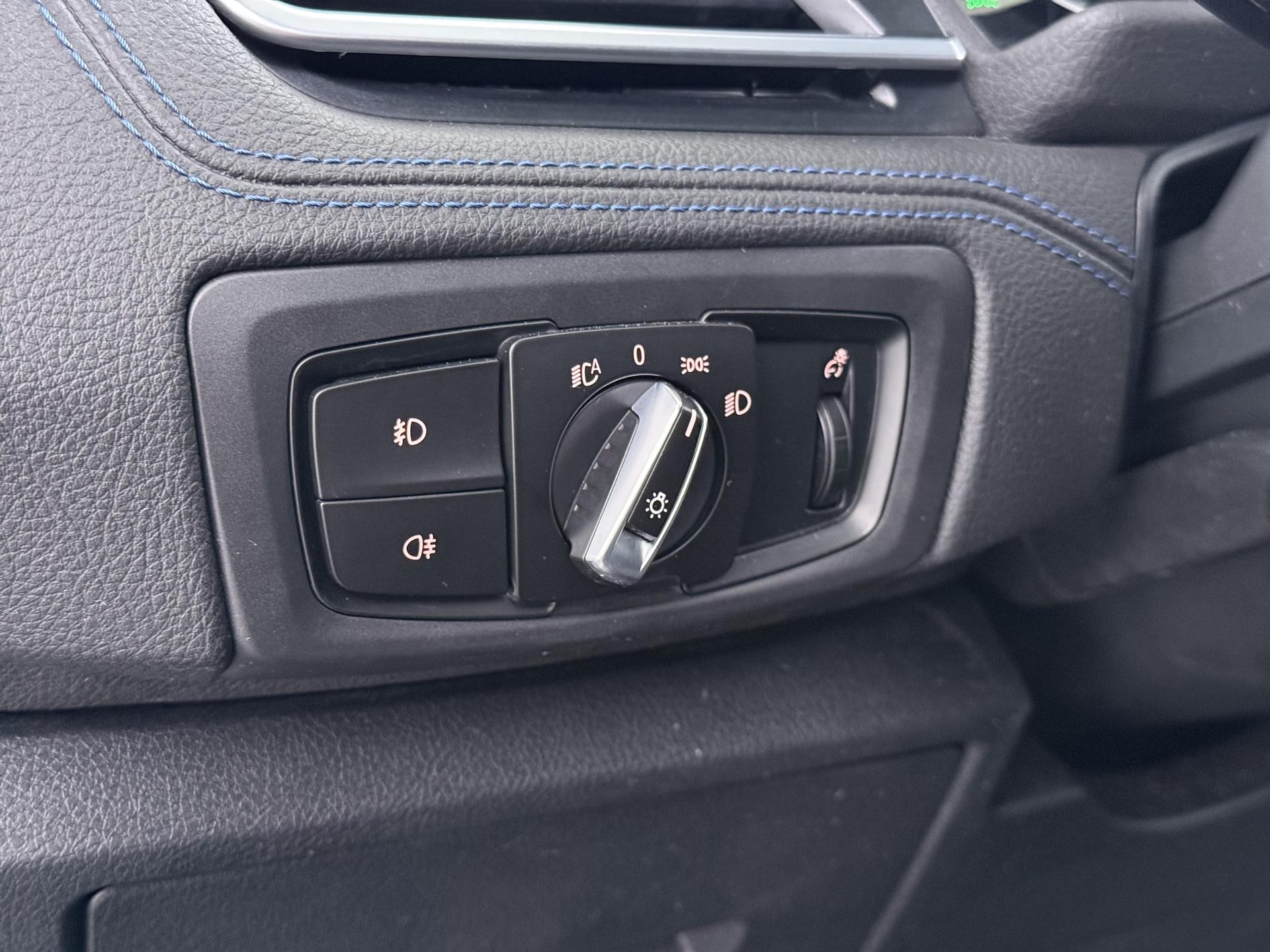 BMW 2-serie Active Tourer 220i High Executive 19