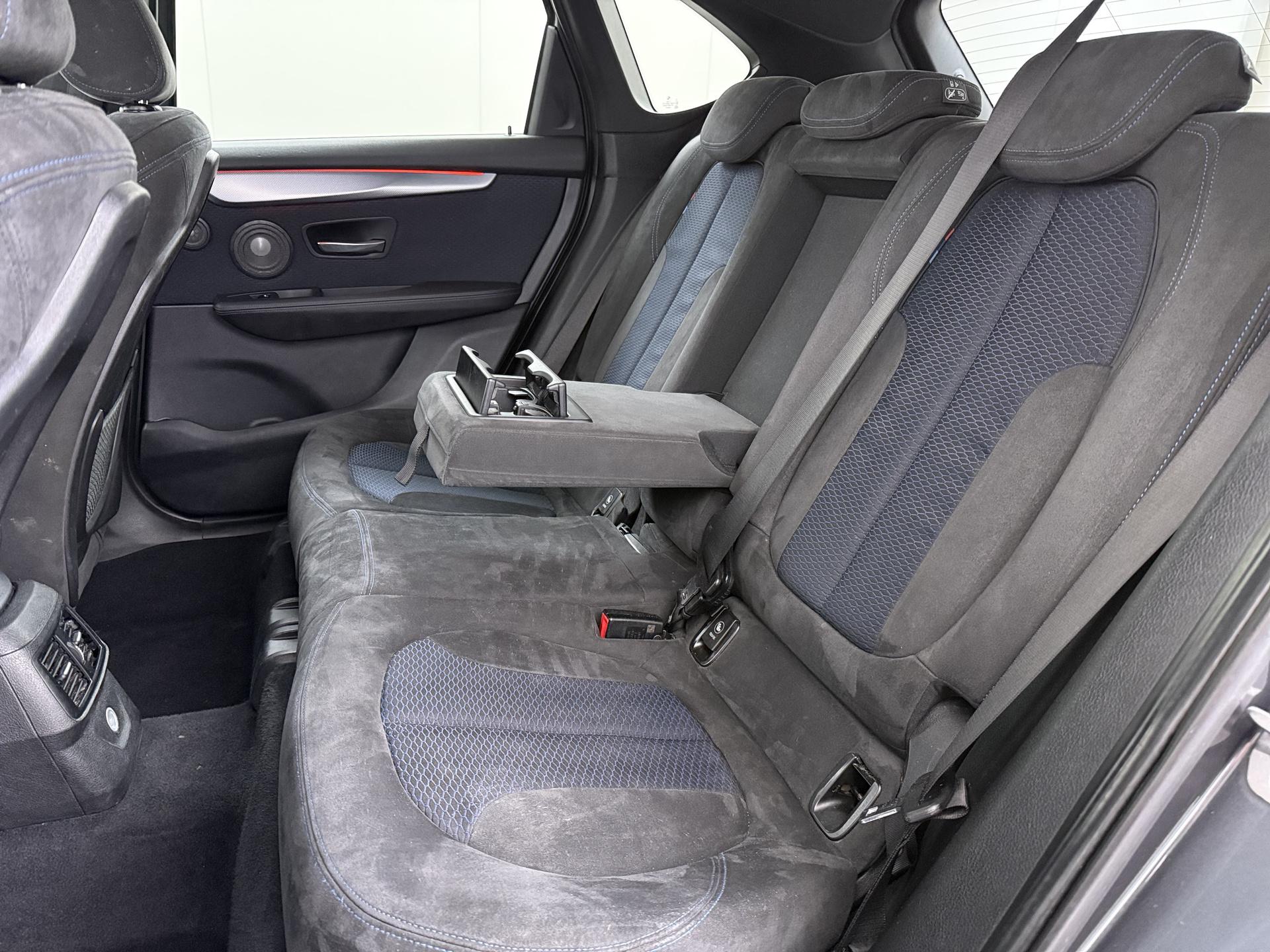 BMW 2-serie Active Tourer 220i High Executive 21