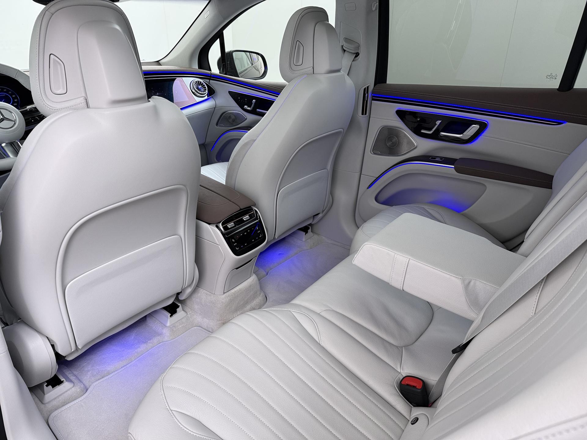 Mercedes-Benz EQS SUV 450+ AMG Line 108 kWh Accu 27