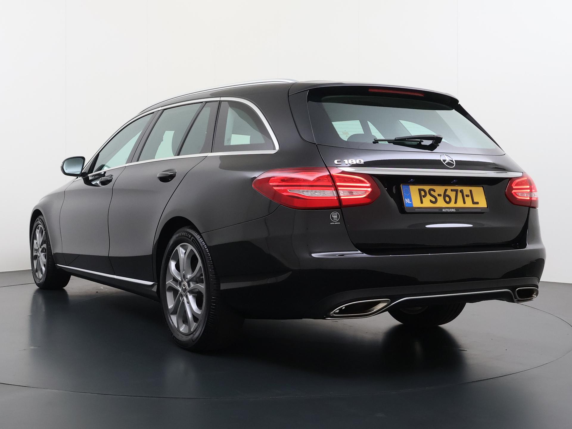 Mercedes-Benz C-klasse Estate 180 Premium 1