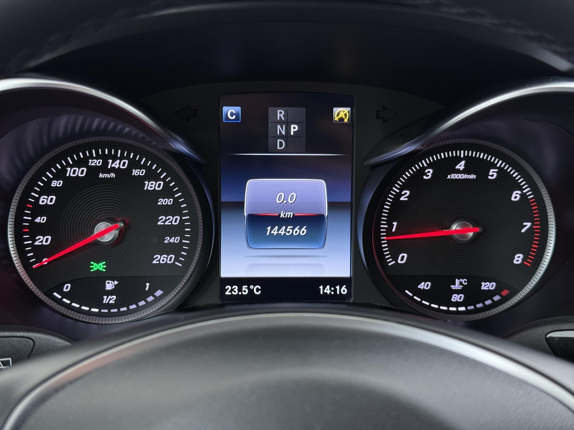 Mercedes-Benz C-klasse Estate 180 Premium 7