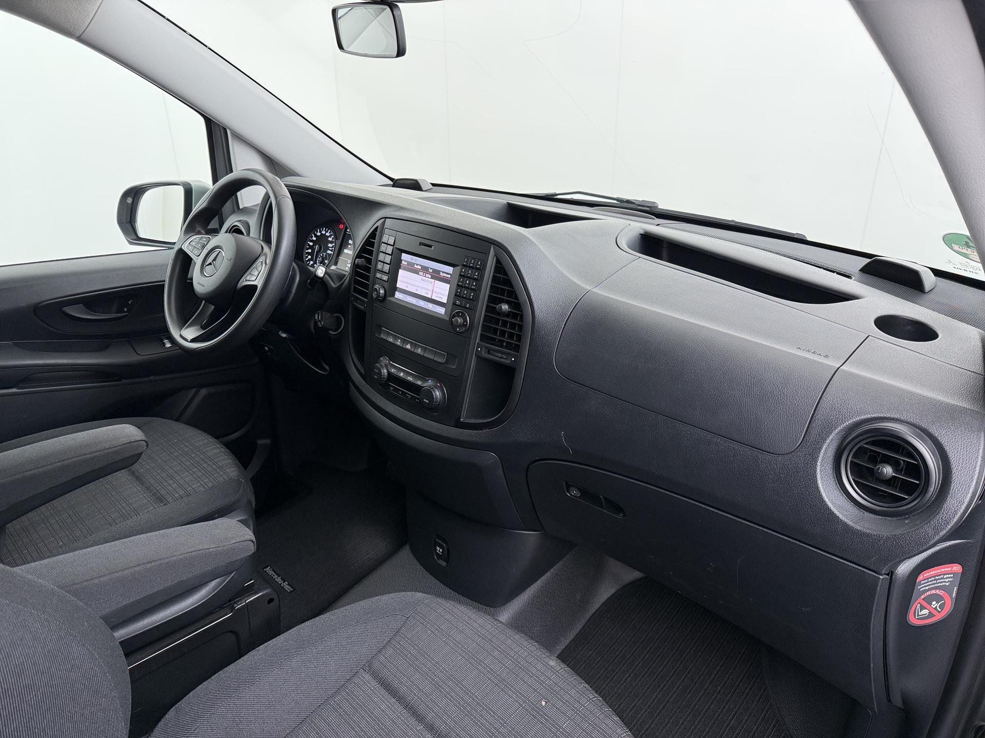 Mercedes-Benz Vito 114 CDI Lang DC Comfort Business Ambition 31