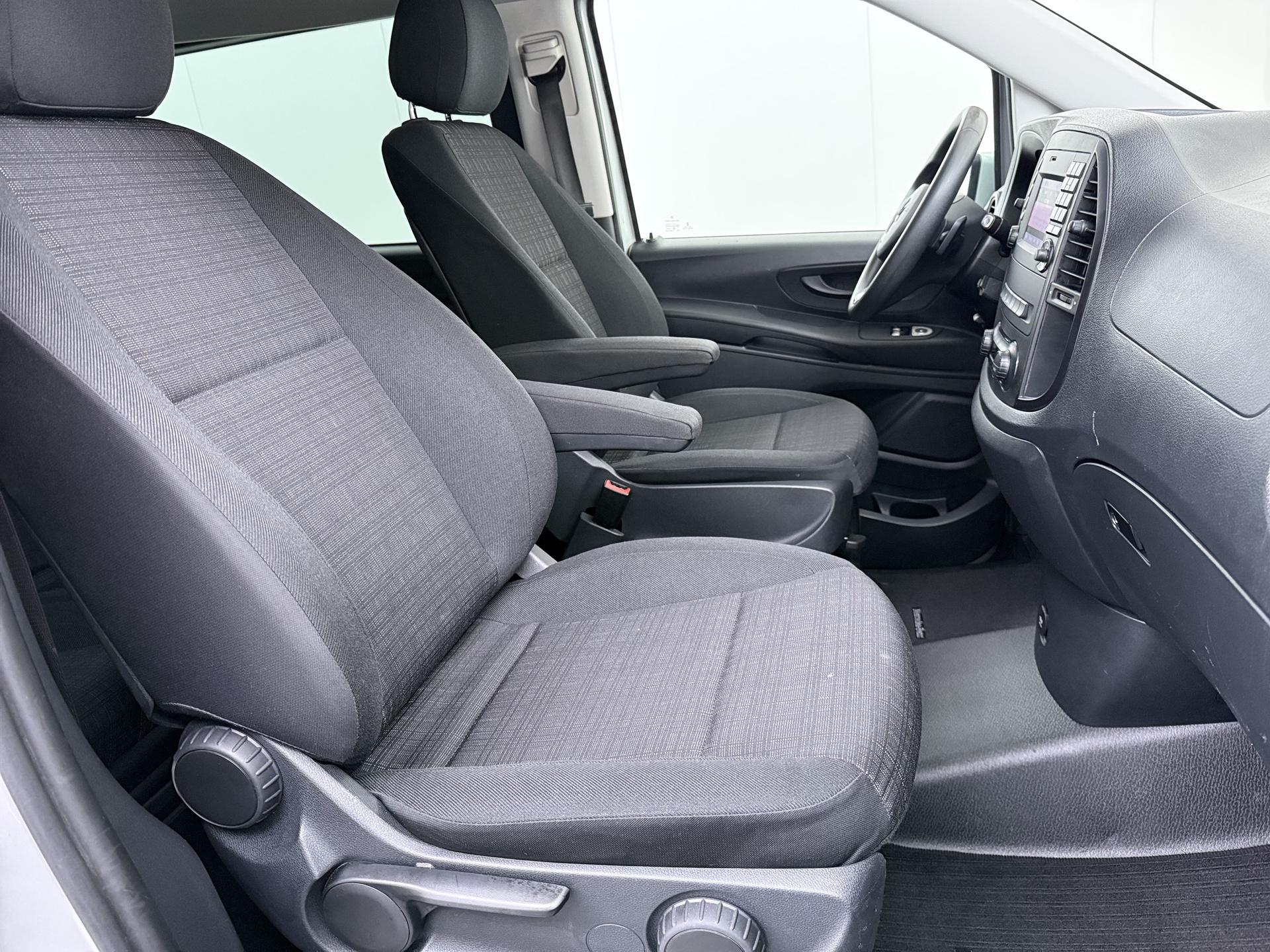 Mercedes-Benz Vito 114 CDI Lang DC Comfort Business Ambition 32
