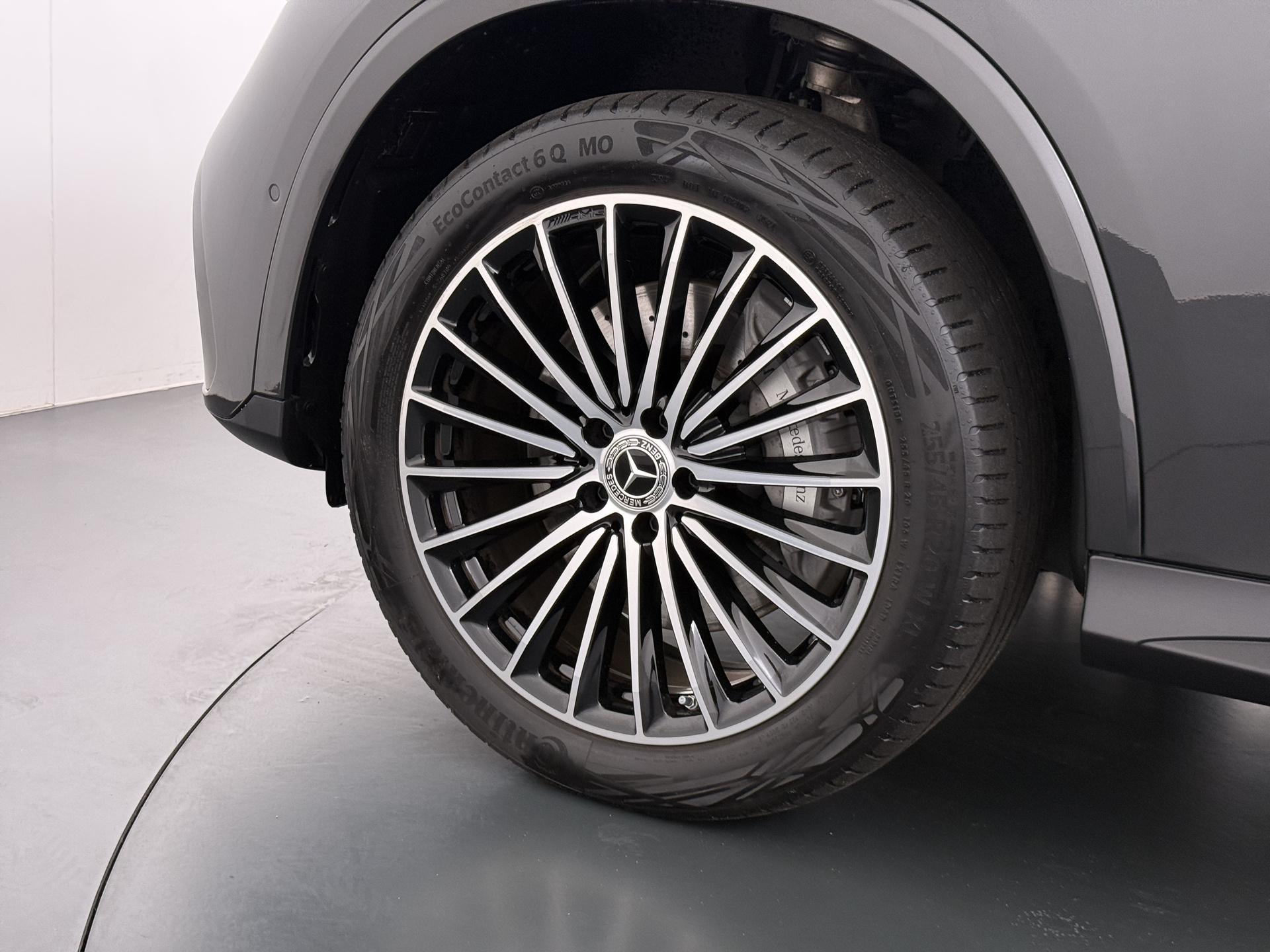 Mercedes-Benz GLC-klasse 300e 4MATIC AMG Line 11